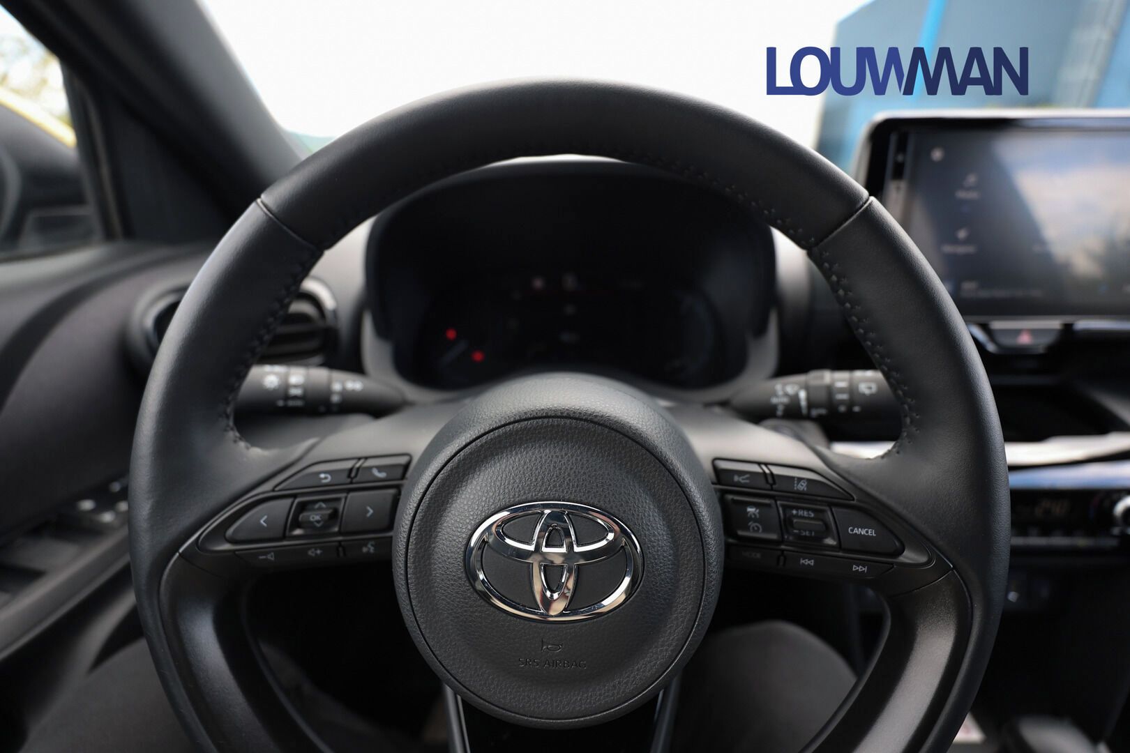 Toyota Yaris Cross, AT ADVENTURE AWD-i - fotka 5