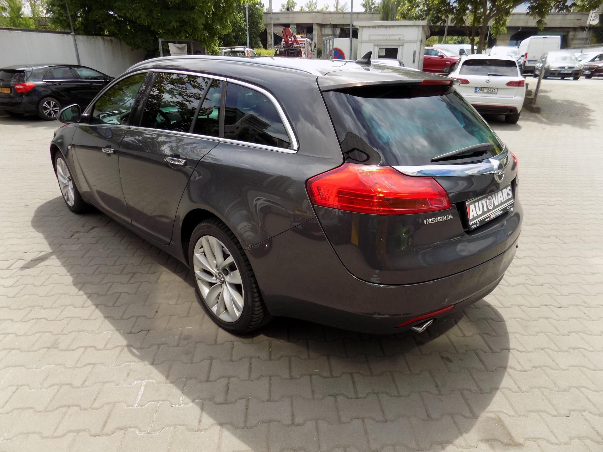 Opel Insignia, 2.0 CDTi 4x4 BI Turbo Původ ČR - fotka 5