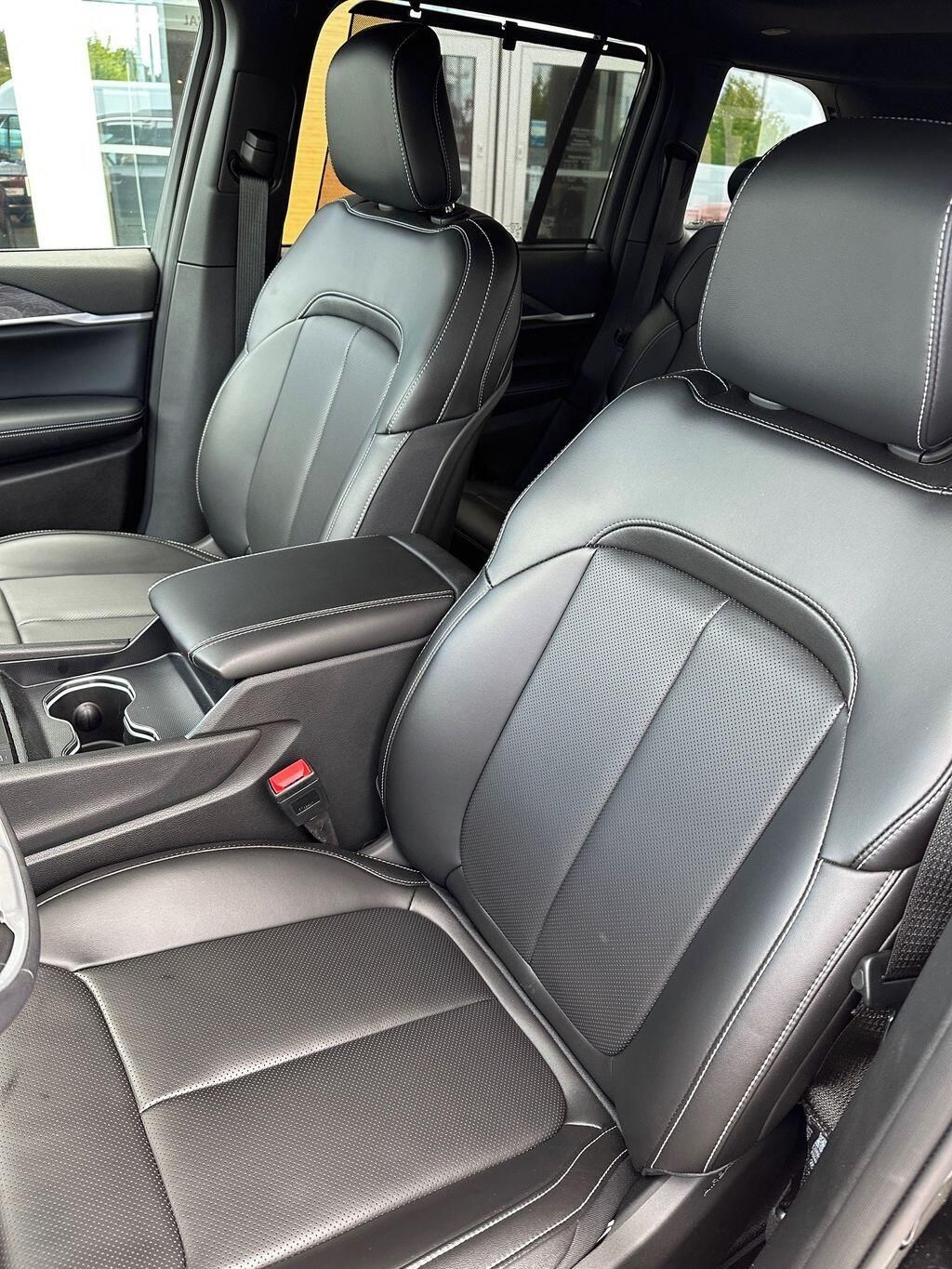 Jeep Grand Cherokee, Limited 2.0 Turbo 4xe PHEV - fotka 6