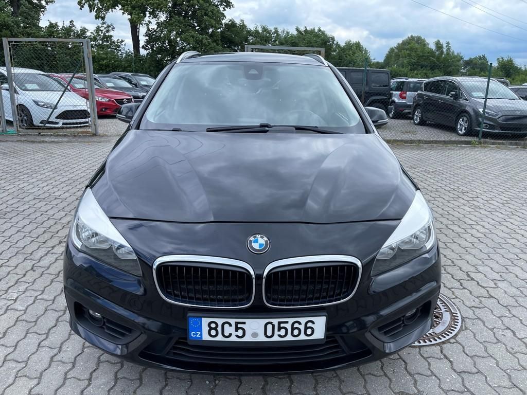 BMW Řada 2, 218i 100 kW navigace - fotka 2