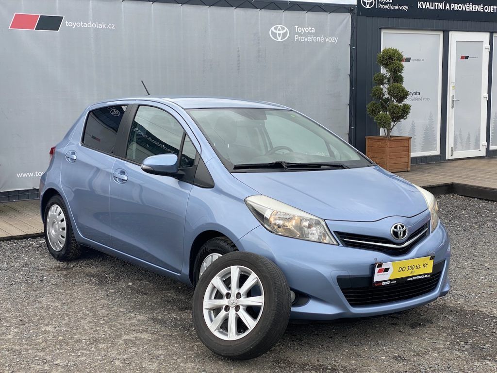 Toyota Yaris, 1.33i, ČR, Active, automat