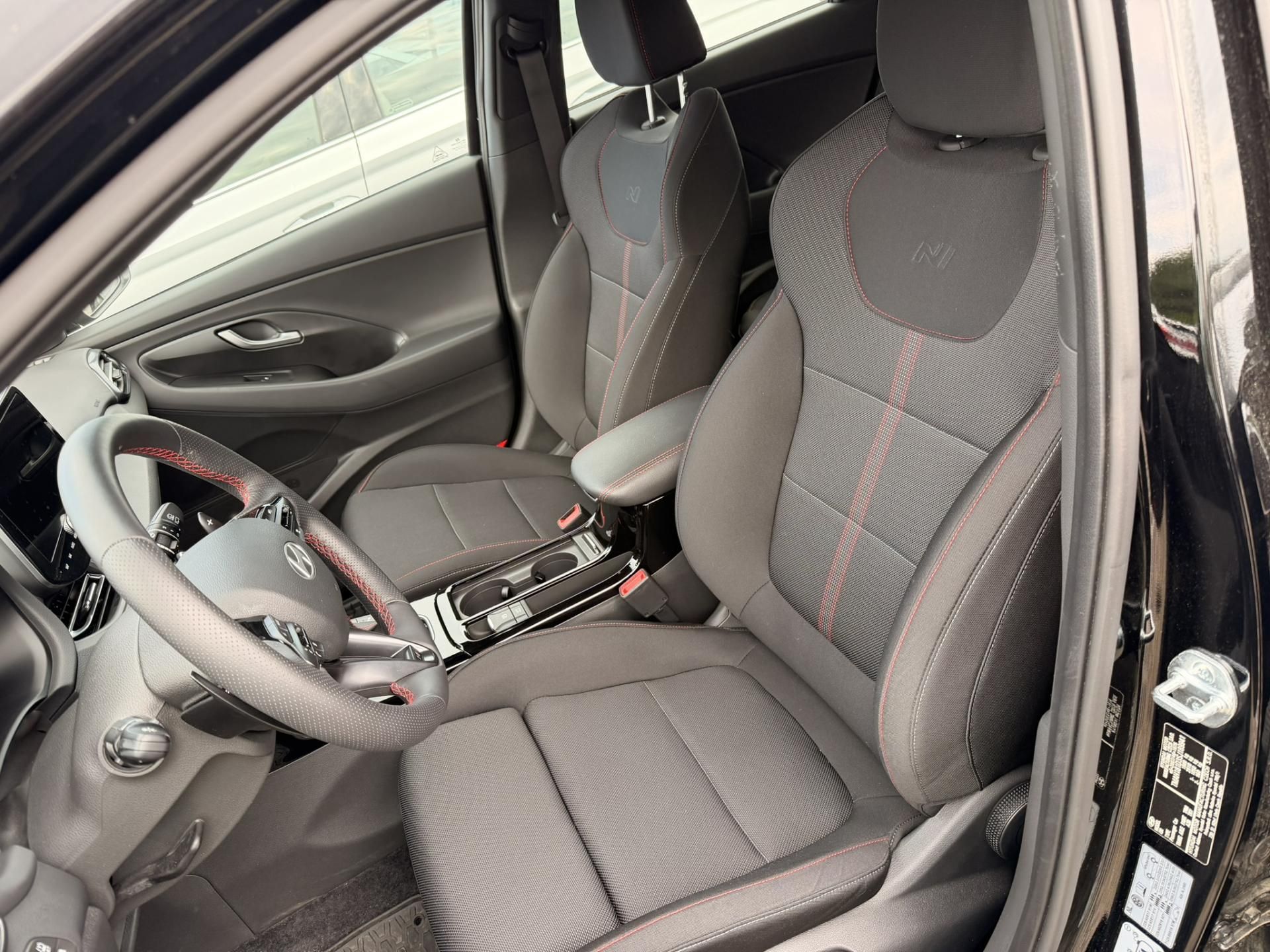 Hyundai i30, 1,5 T-GDI DCT MHEV N LINE,DPH - fotka 6