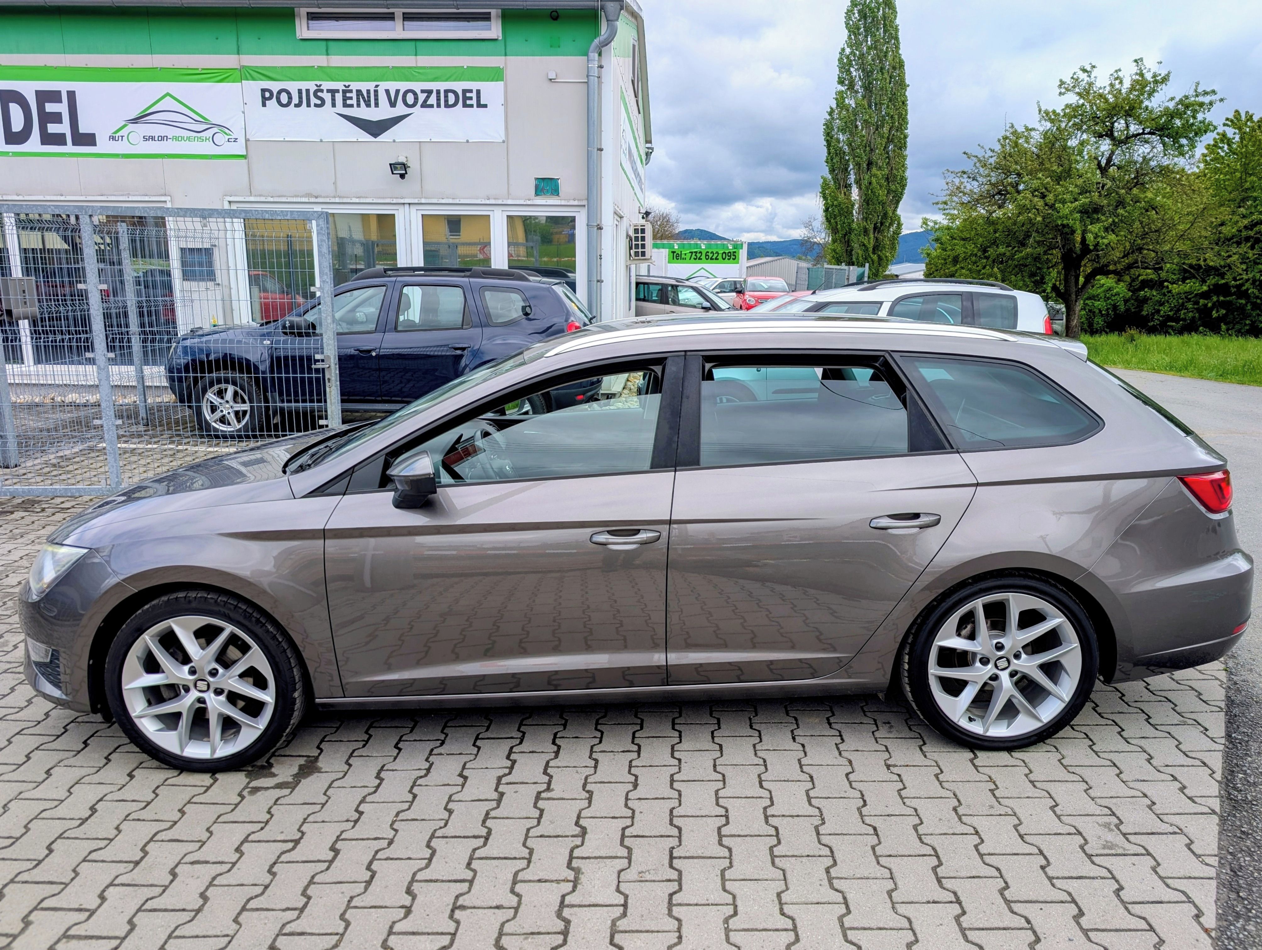 Seat Leon, FR 1,4TSi FULL LED,TAŽNÉ - fotka 6
