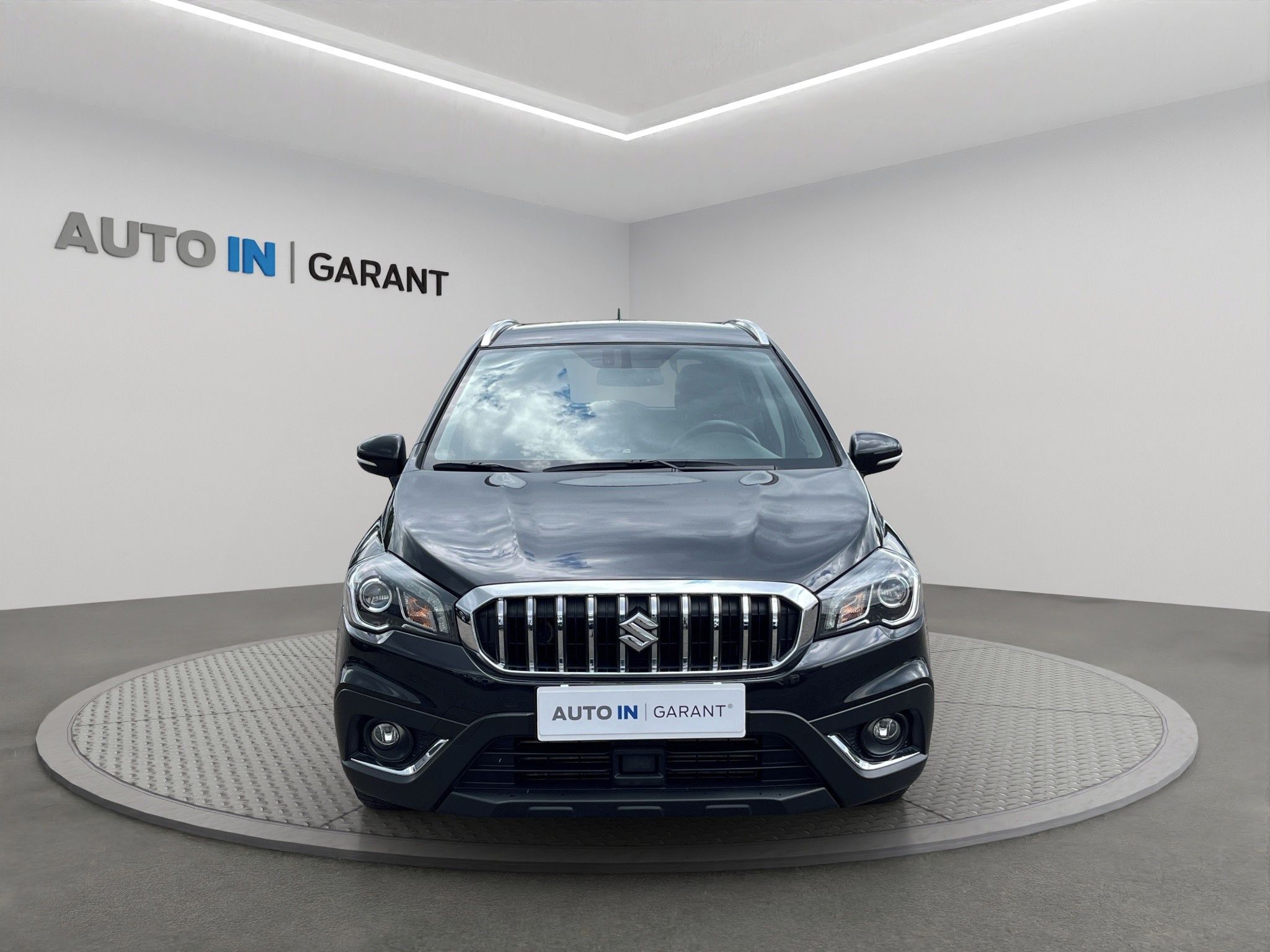 Suzuki SX4 S-Cross, 1.4 HEV 95kW 1MAJ Serv.kniha - fotka 2