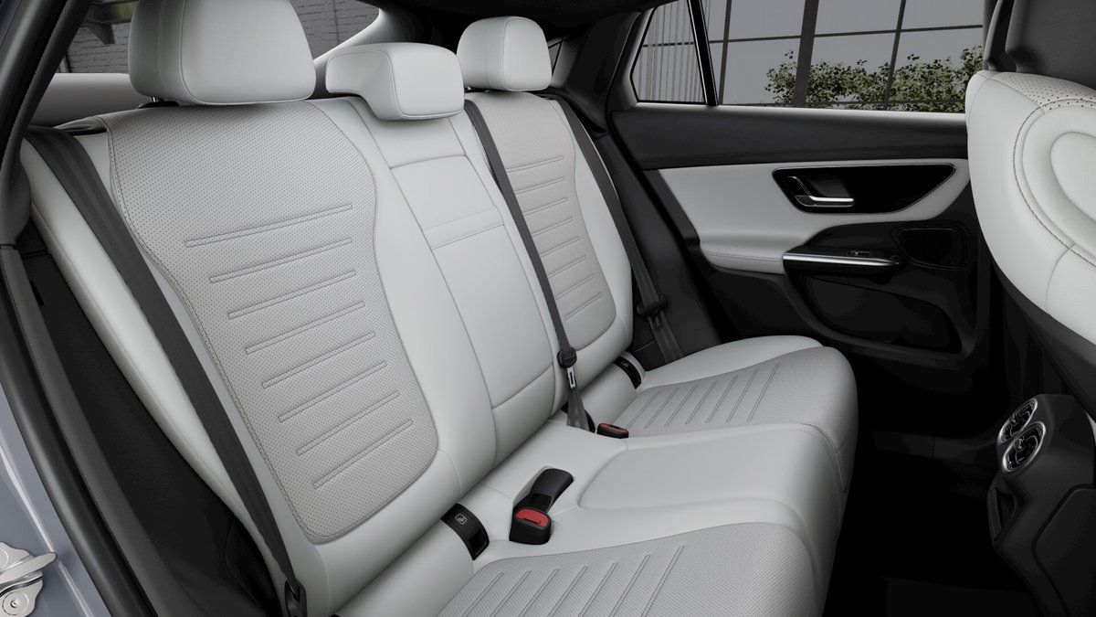 Mercedes-Benz GLC, 200 4MATIC kupé Linie AMG - fotka 3