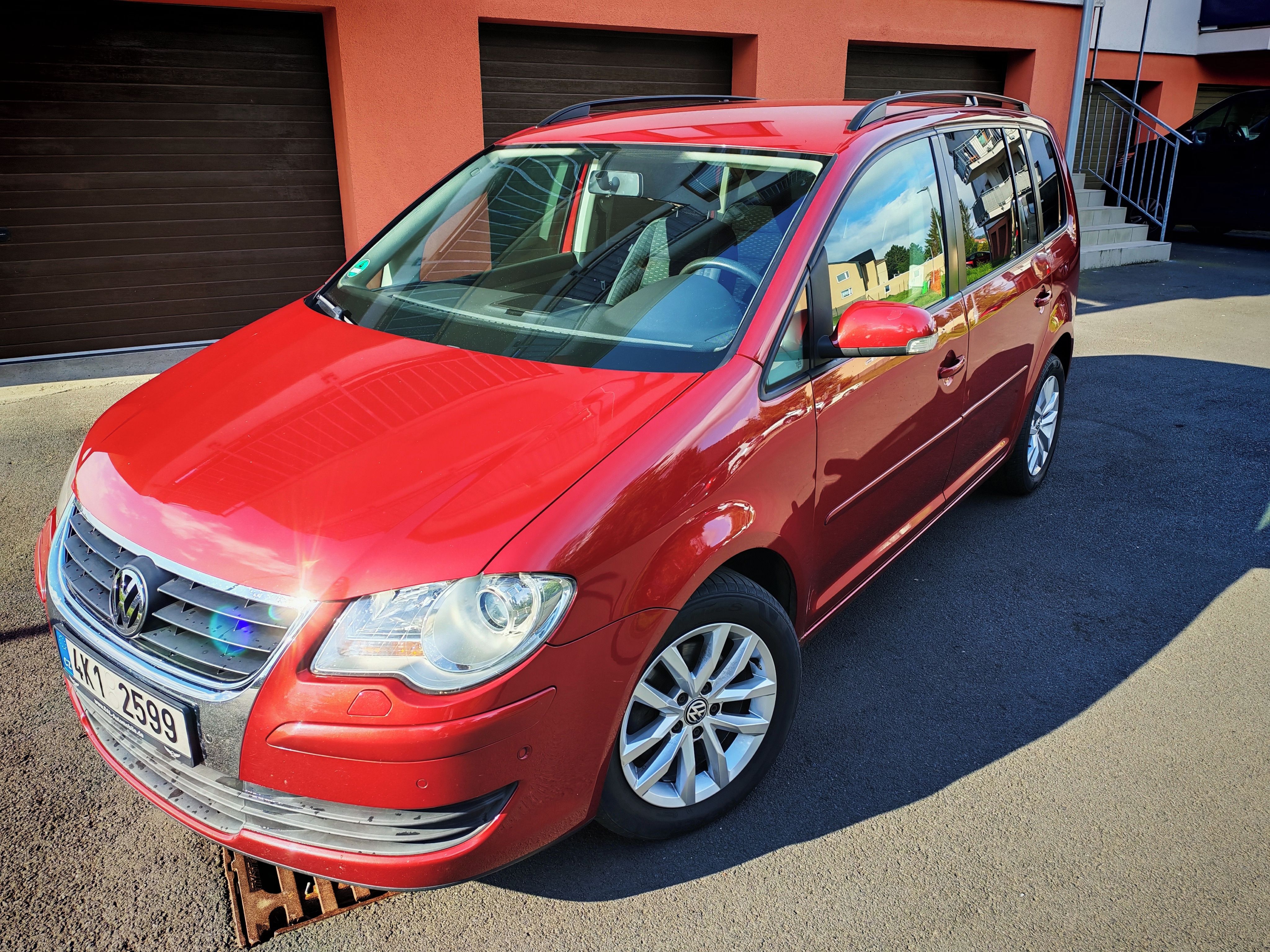 Volkswagen Touran, 1.4 i - fotka 2