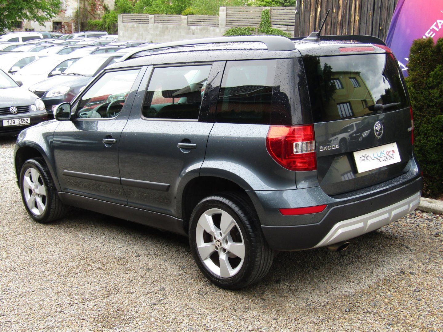 Škoda Yeti, 1.2 TSI NAVI CAR-PASS - fotka 5