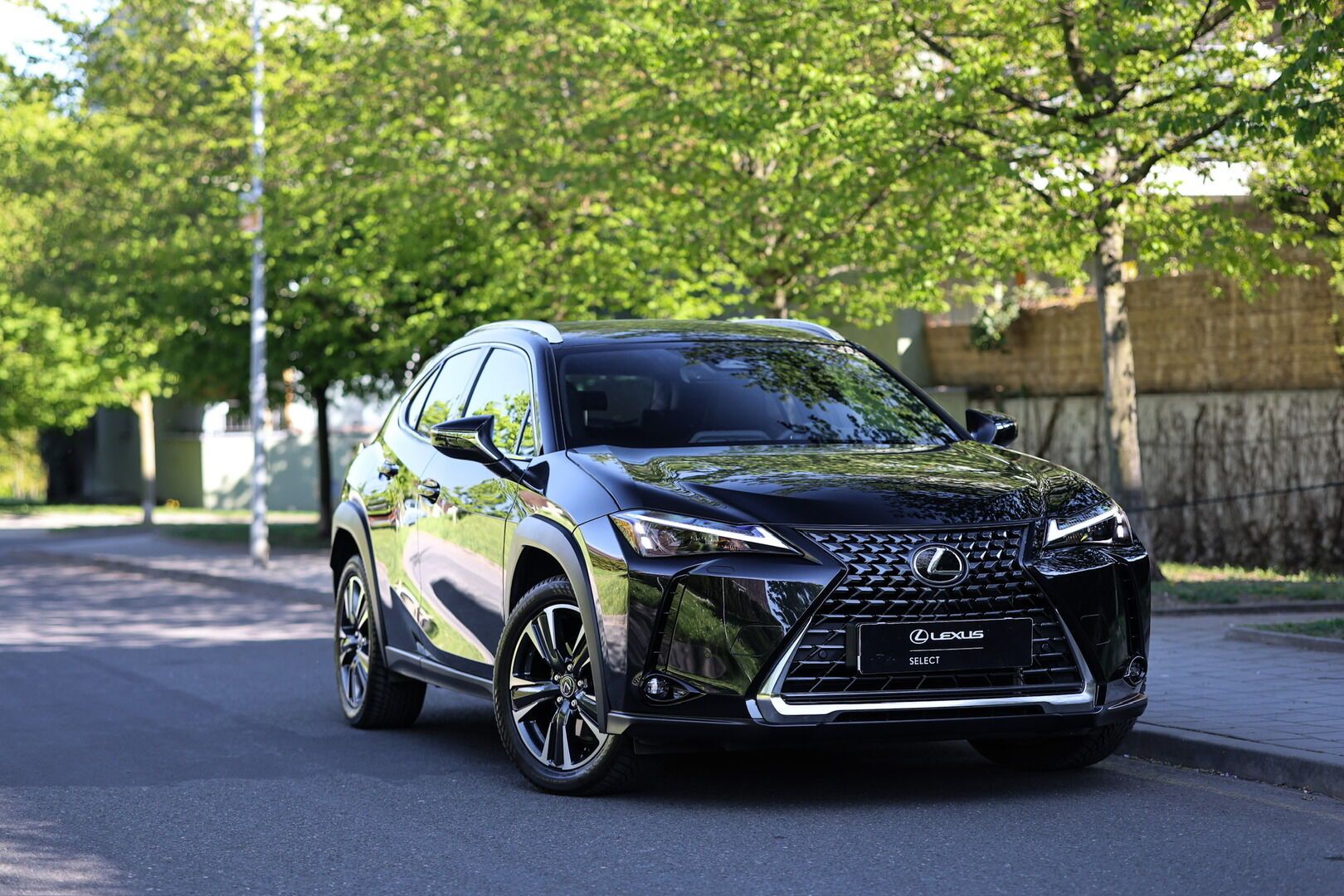 Lexus UX 300h, 300H 2.0 HEV BUSINESS TECH - fotka 2