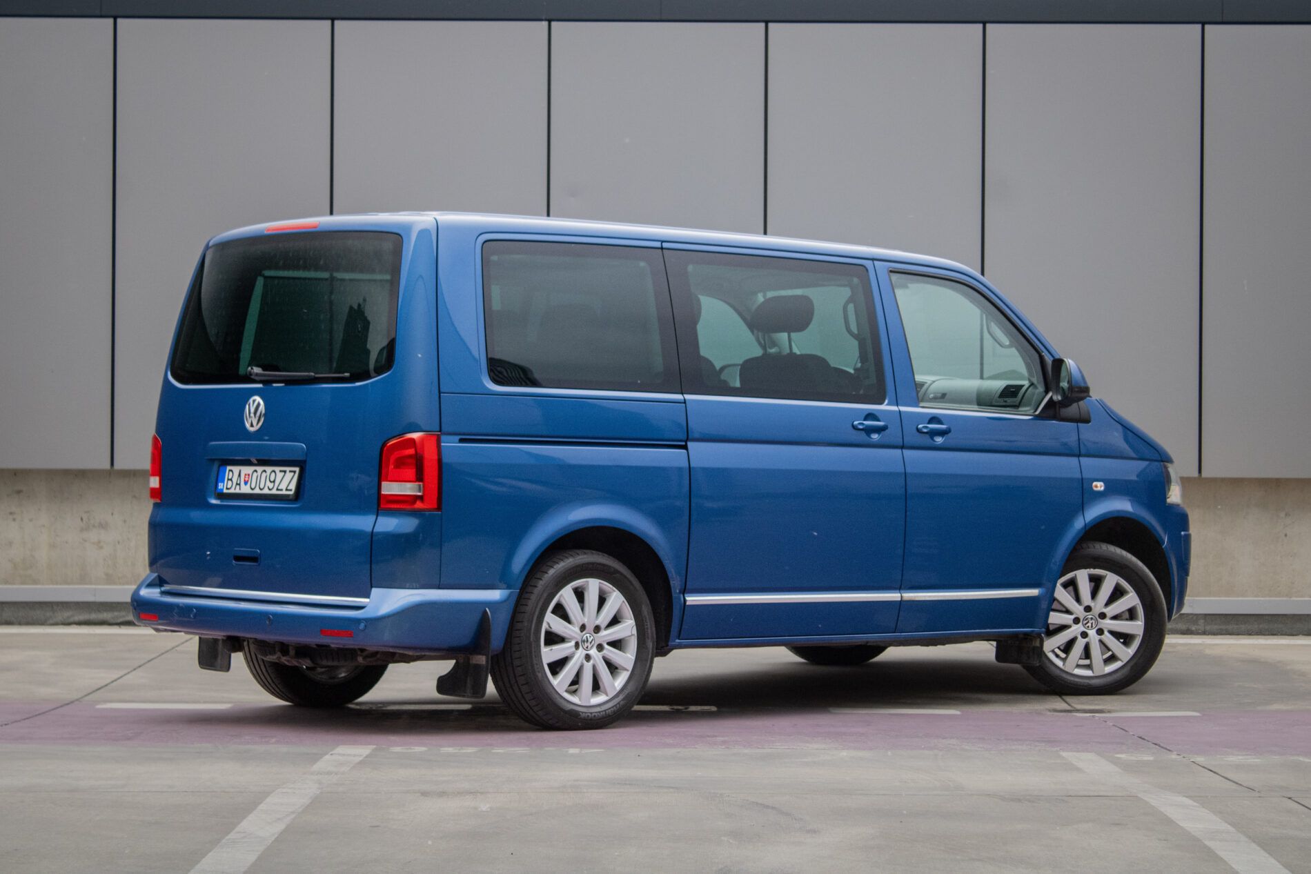 Volkswagen Multivan - fotka 5