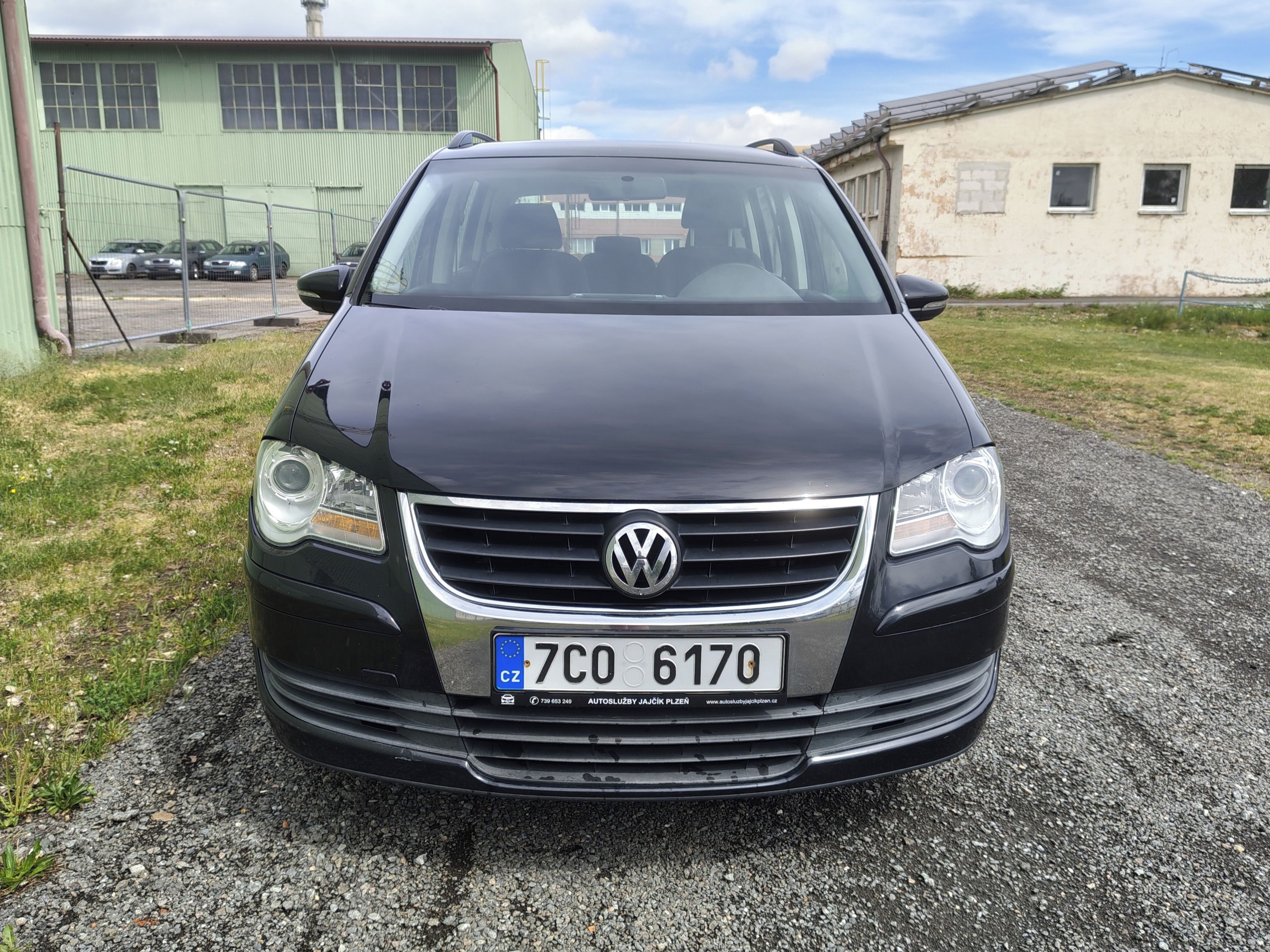 Volkswagen Touran, 2,0TDi 103kw,nekuřák - fotka 2