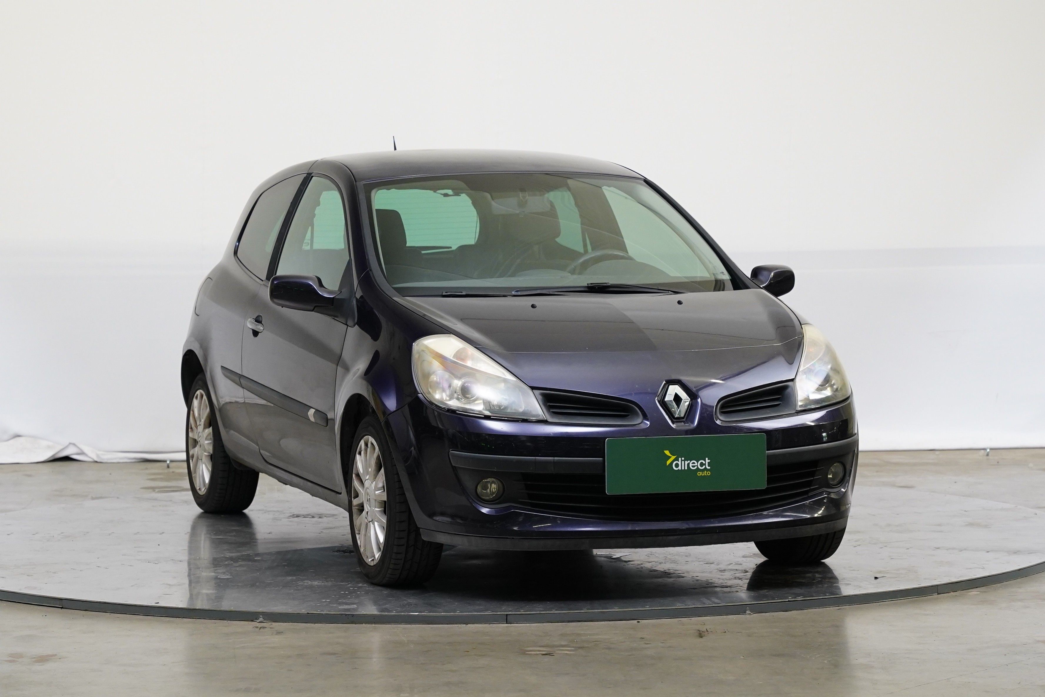 Renault Clio, 1.6 i 65 kW - fotka 2