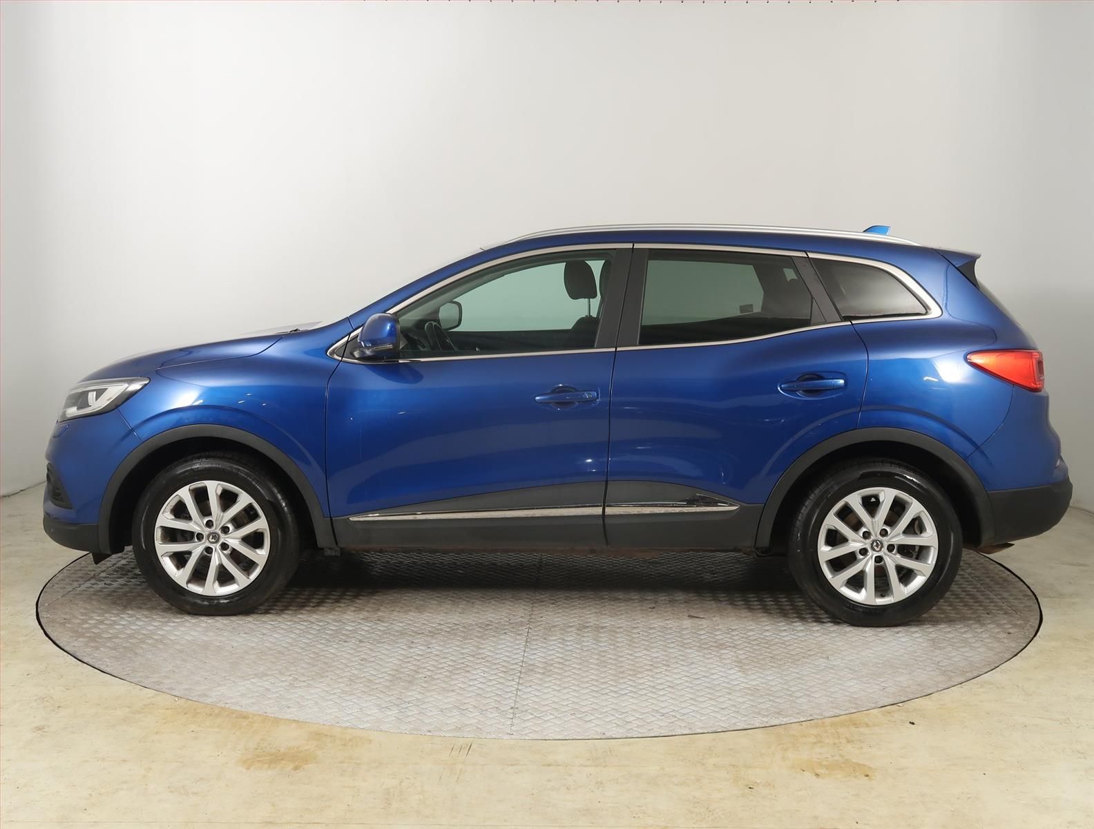 Renault Kadjar, 1.3 TCe, Automatická klima - fotka 3