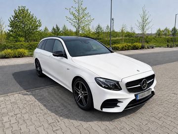 MB E53 AMG Combi TOP Stav Full