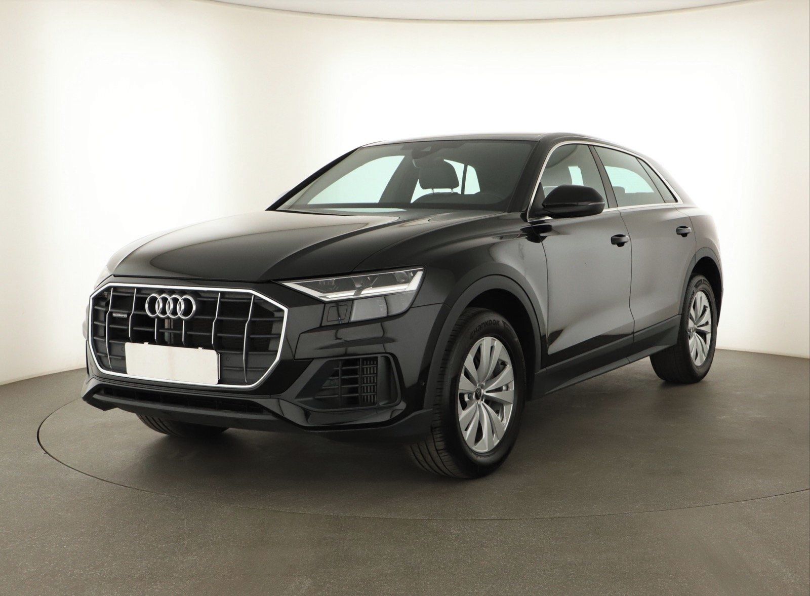 Audi Q8, 55 TFSI - fotka 2
