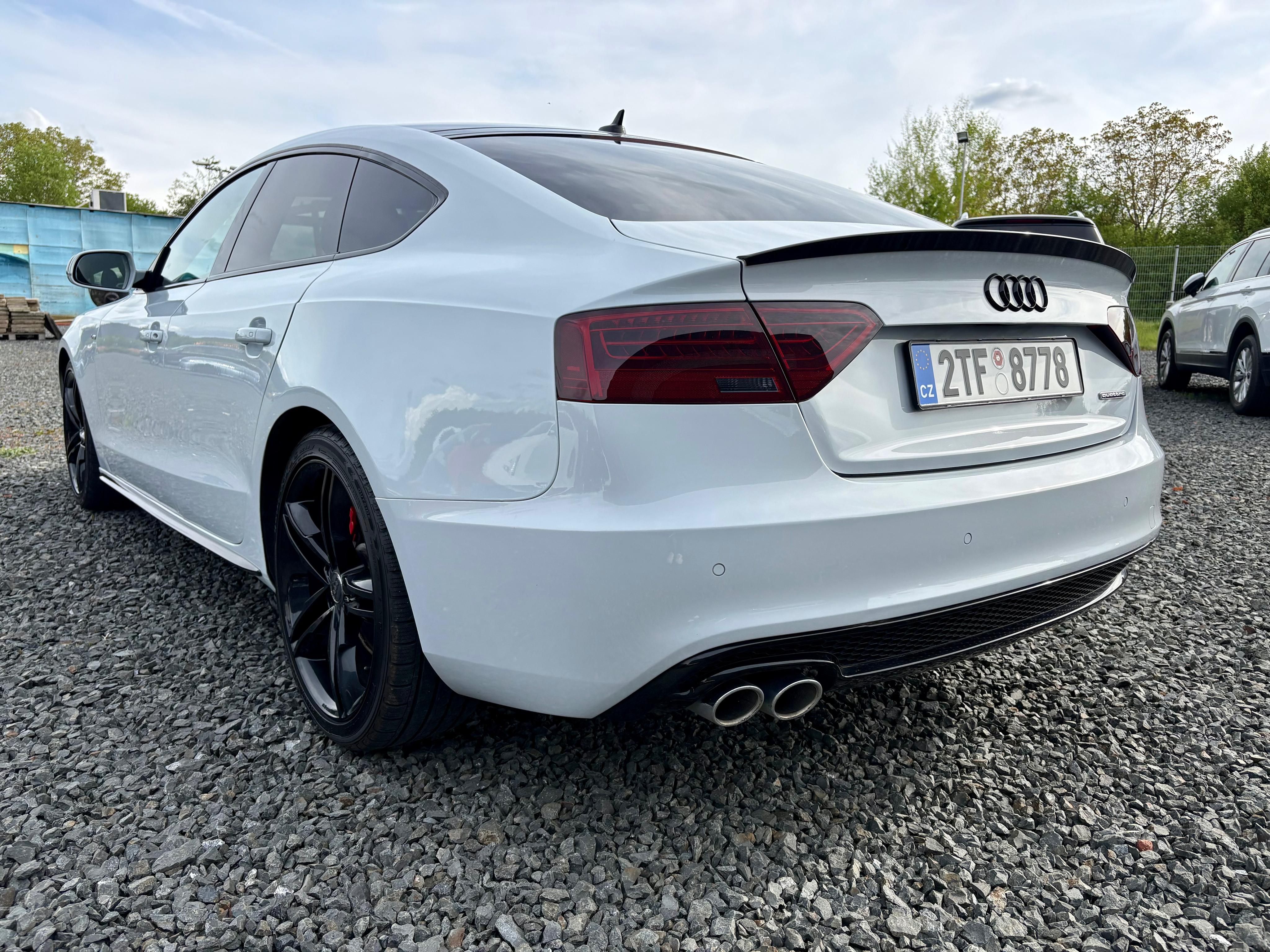 Audi A5, 2.0TDi 140kw 4x4 S-line DSG ČR - fotka 6