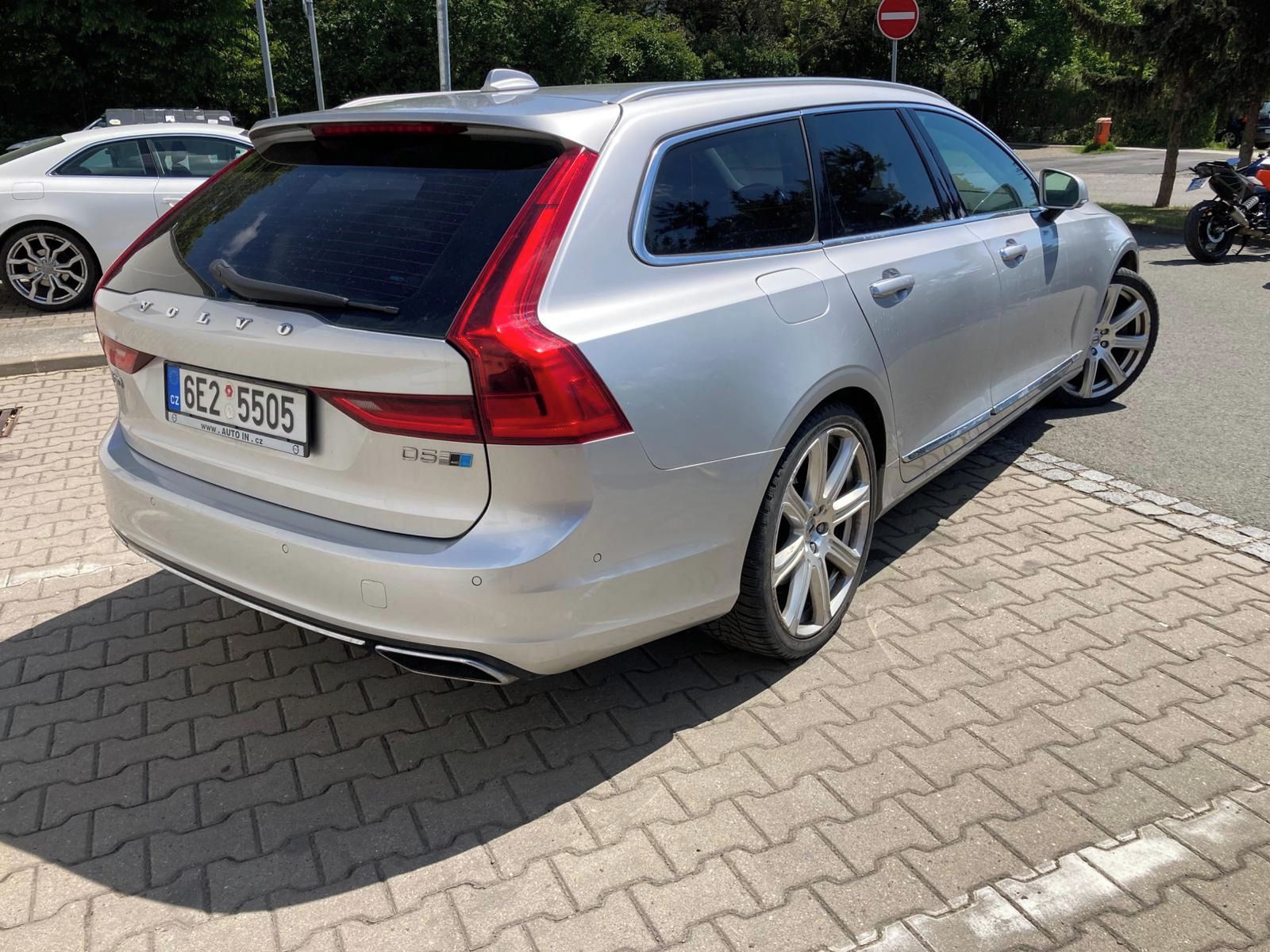 Volvo V90, 2,0 D5 Polestar Inscription - fotka 5