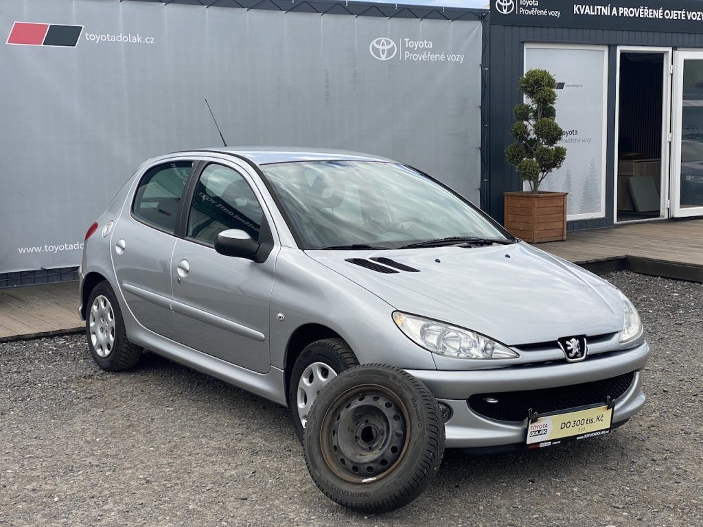 Peugeot 206, 1.4i, ČR, manual, 2x kola