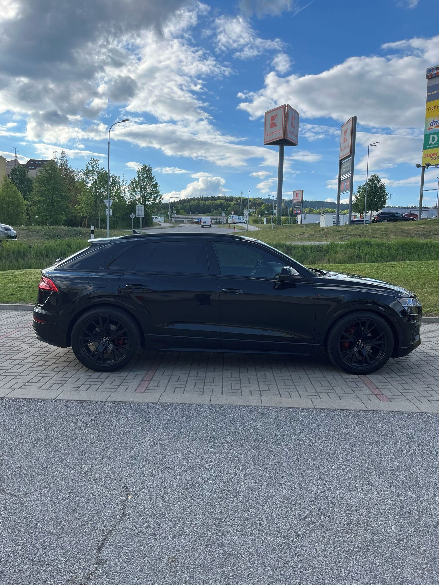 Audi Q8, Zaruka do  6/2027 - fotka 5