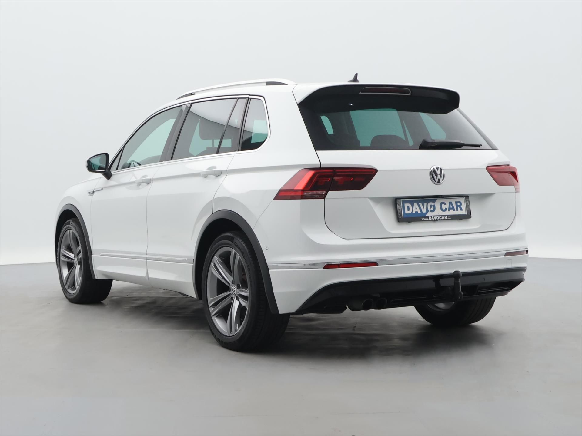 Volkswagen Tiguan, 1,4 TSI DSG R-line matrix virt - fotka 5