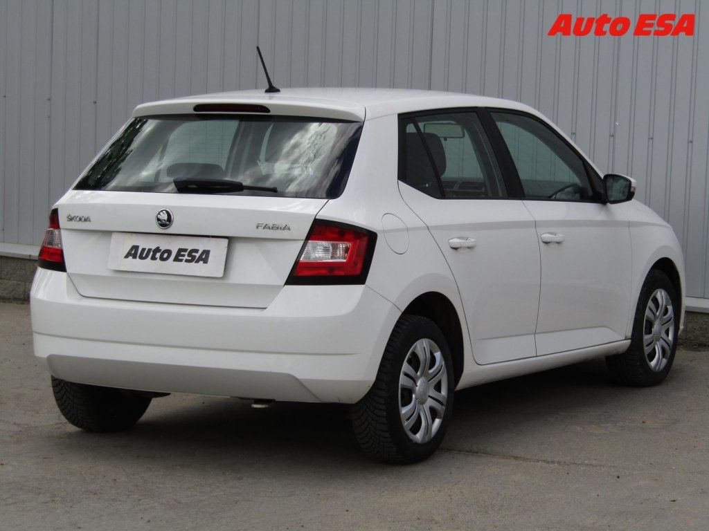 Škoda Fabia, 1.4 TDi,ČR,Ambition - fotka 4