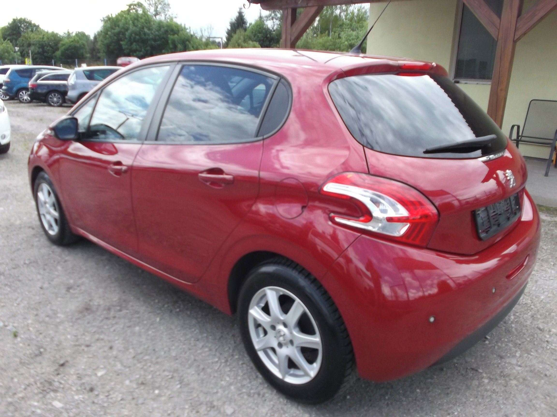 Peugeot 208, 1.2 PT - fotka 2