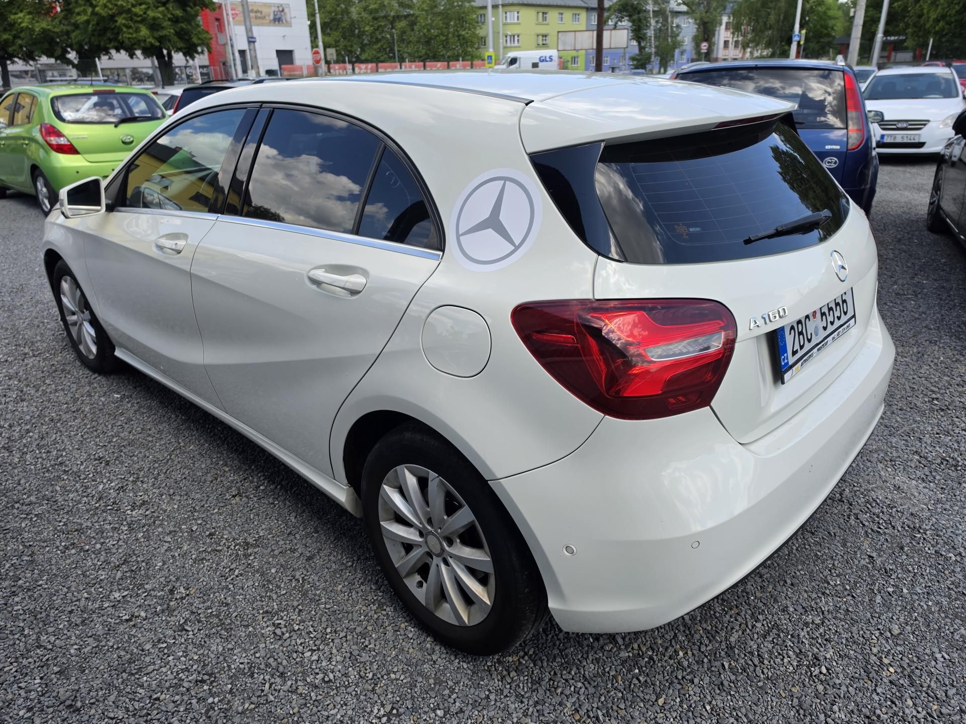 Mercedes-Benz Třídy A, 160i - fotka 3