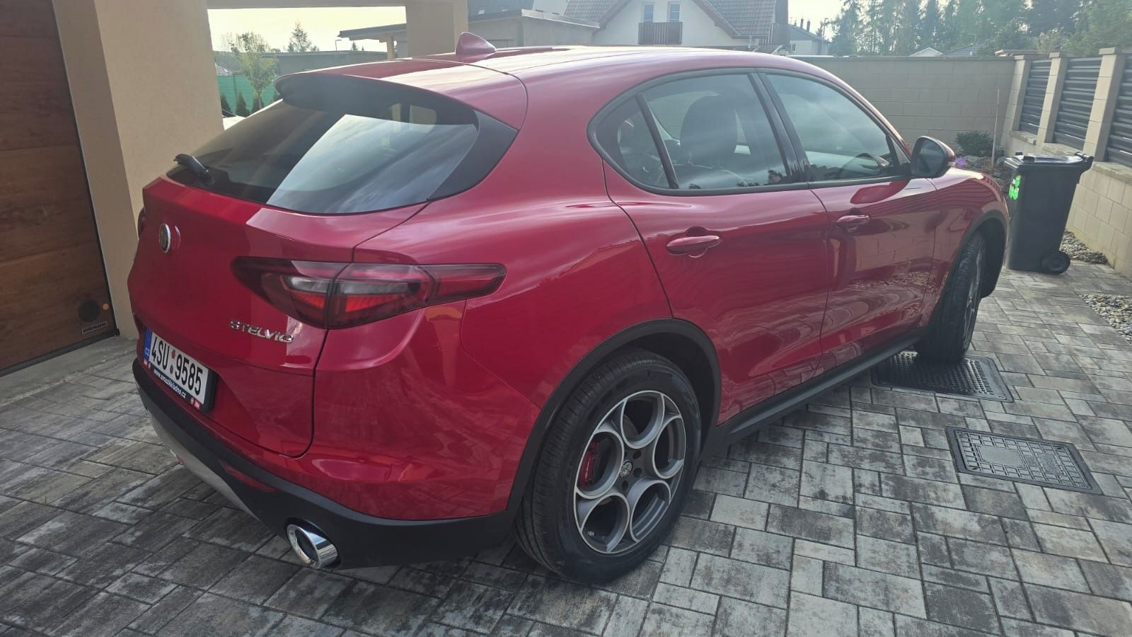 Alfa Romeo Stelvio, 2.2JTD 154kw Q4 - fotka 3