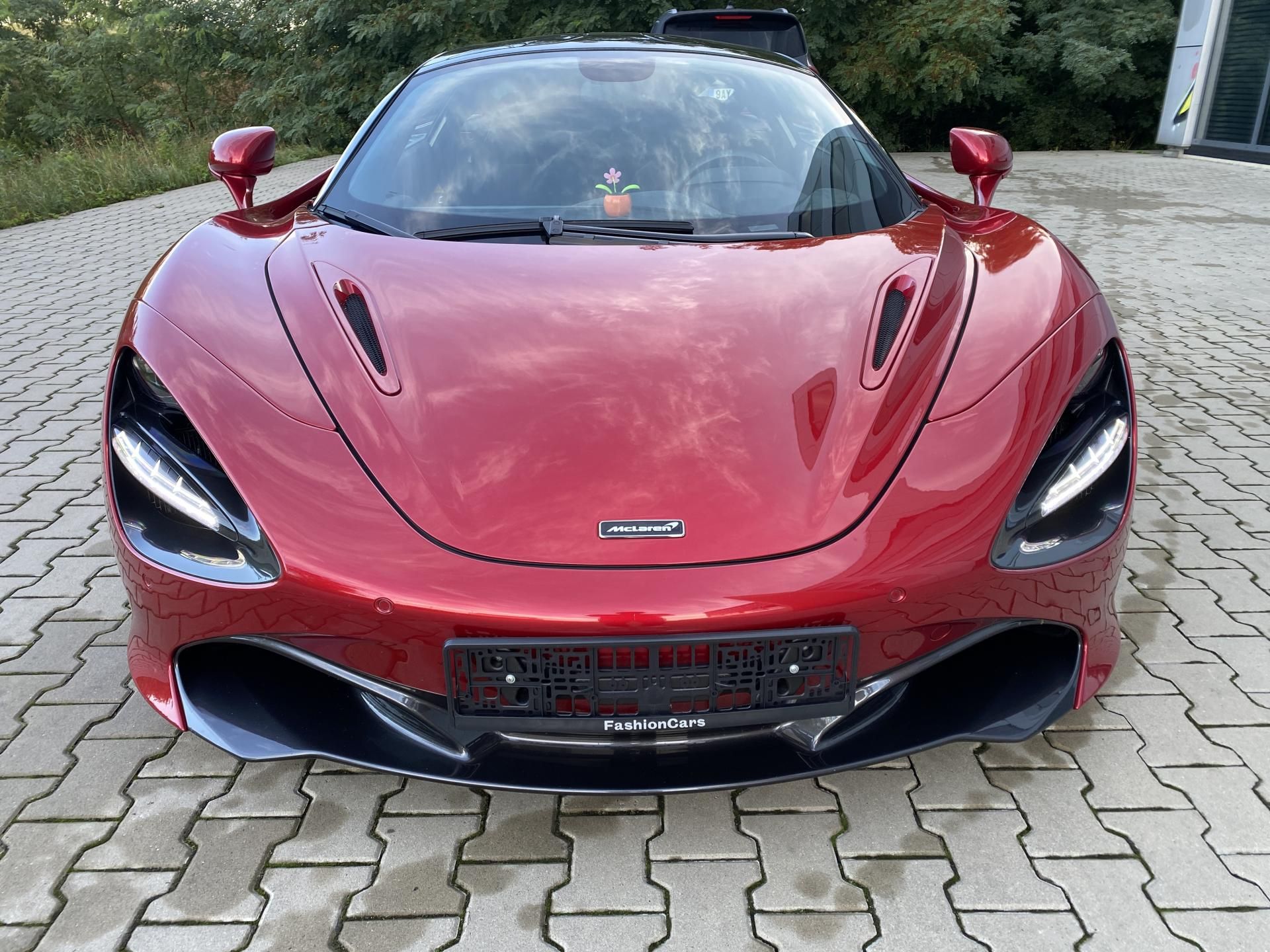 McLaren 720S, TOP STAV - fotka 2