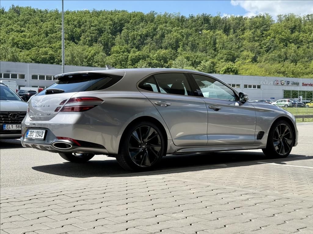 Genesis G70, 2,0 T AWD  SB Sport Panorama - fotka 3