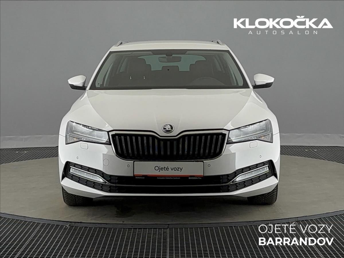Škoda Superb, 2,0 TDI  Style 7DSG 4x4 - fotka 4