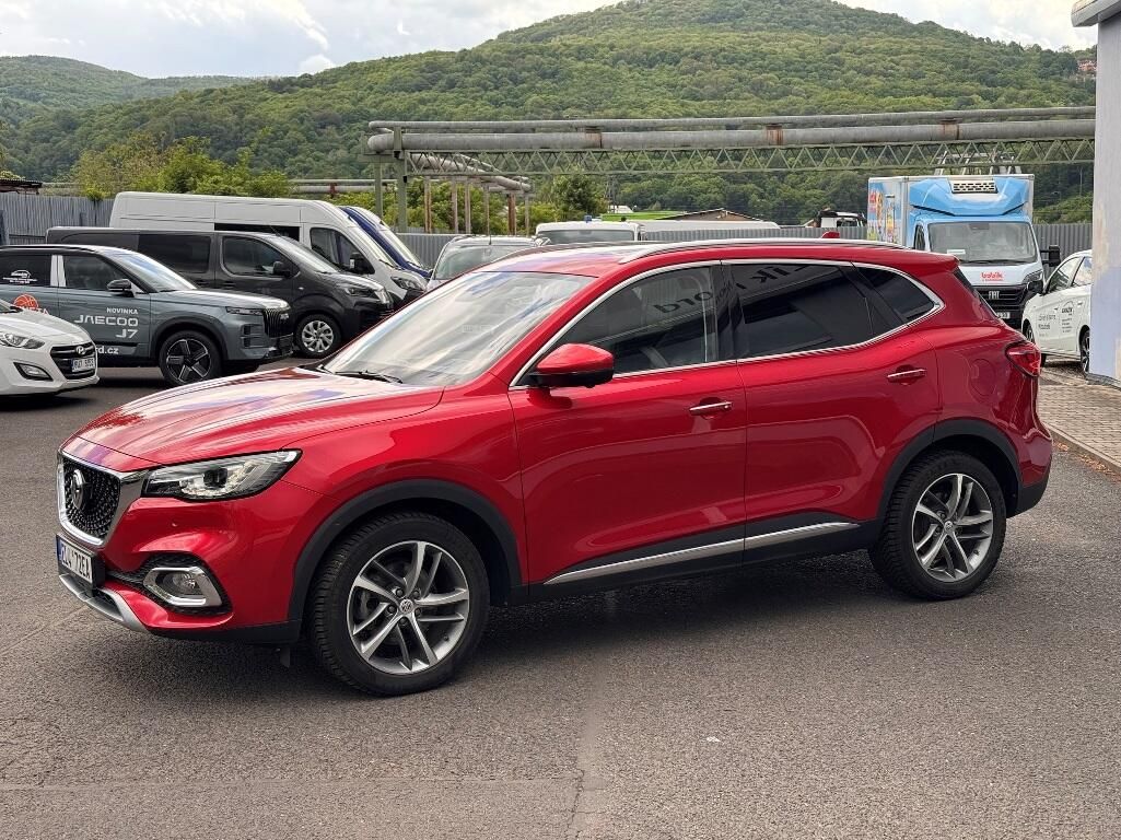 MG eHS, 1,5 T 258k PHEV 10AT Exclusive - fotka 5