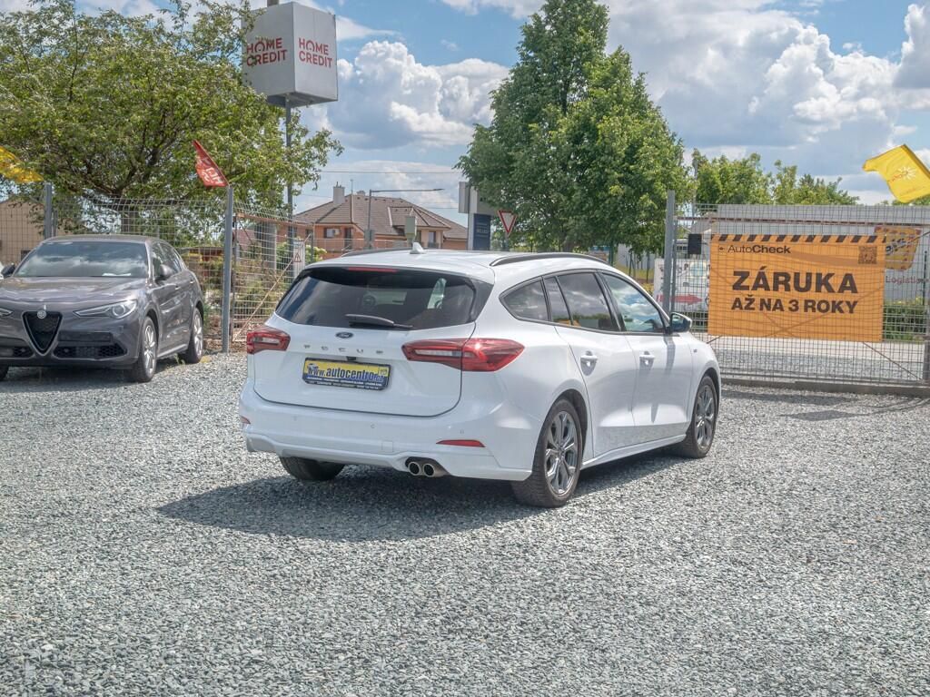 Ford Focus, ČR 1.0T 114KW mat – LED - fotka 5