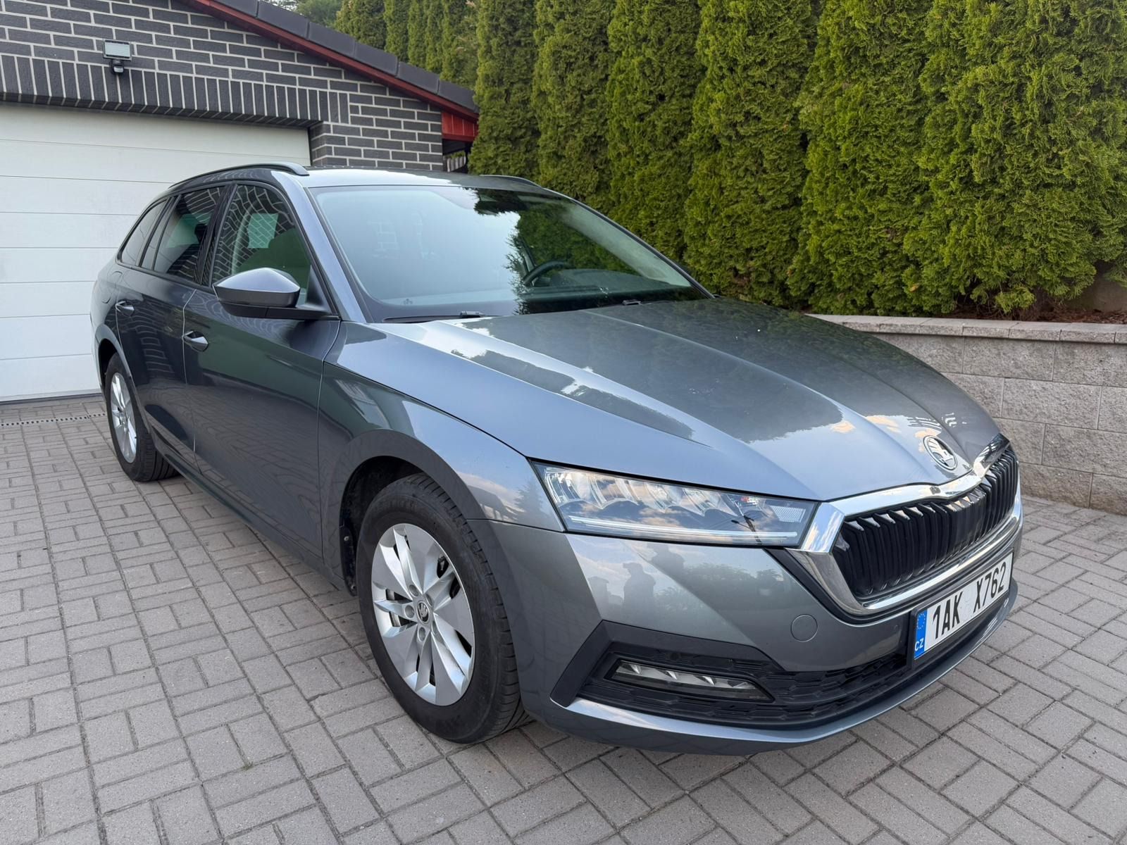 Škoda Octavia, 2,0TDi,ambient+,CZ,M6,1maj,DPH