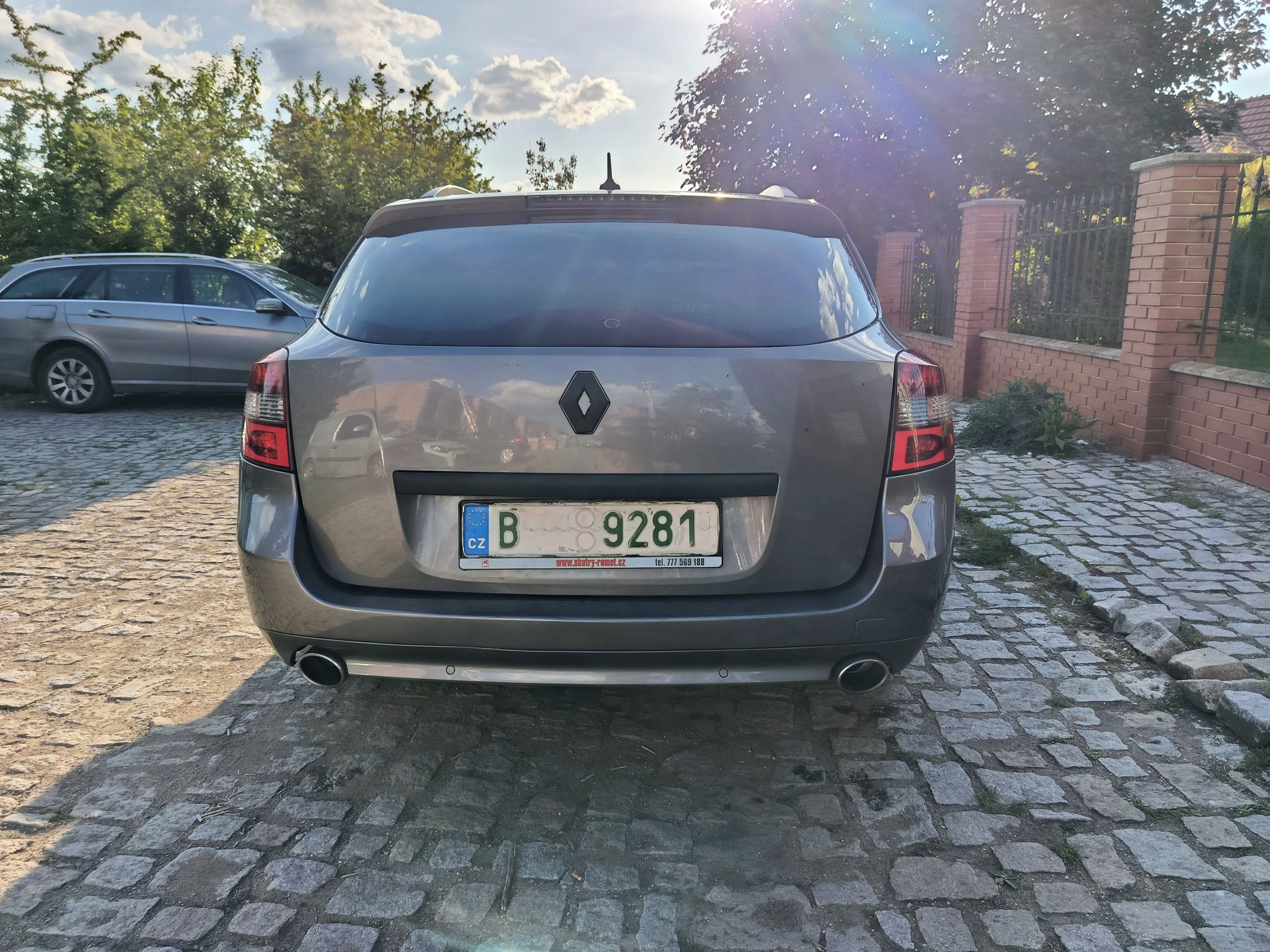 Renault Laguna, 2,0 DCI Grandtour GT - fotka 6