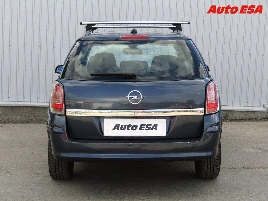Opel Astra, 1.6 i - fotka 5