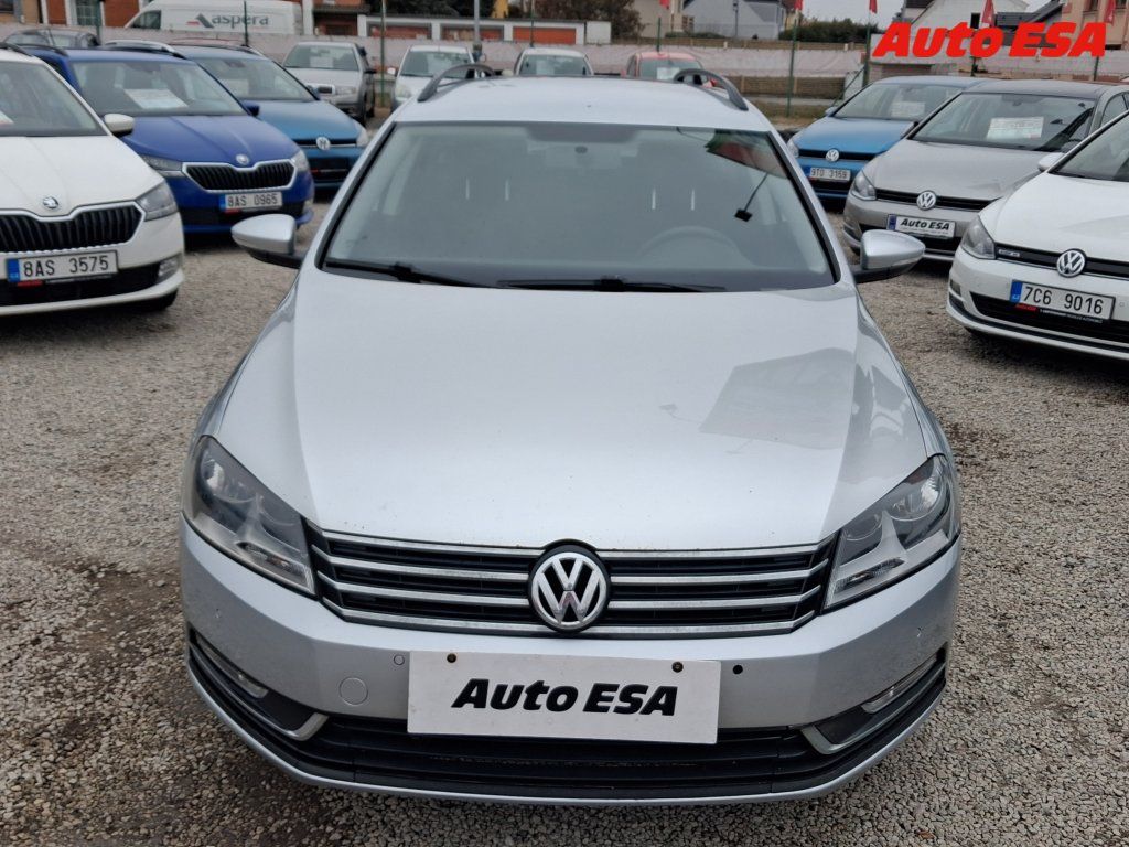 Volkswagen Passat, 2.0TDI,AC - fotka 2