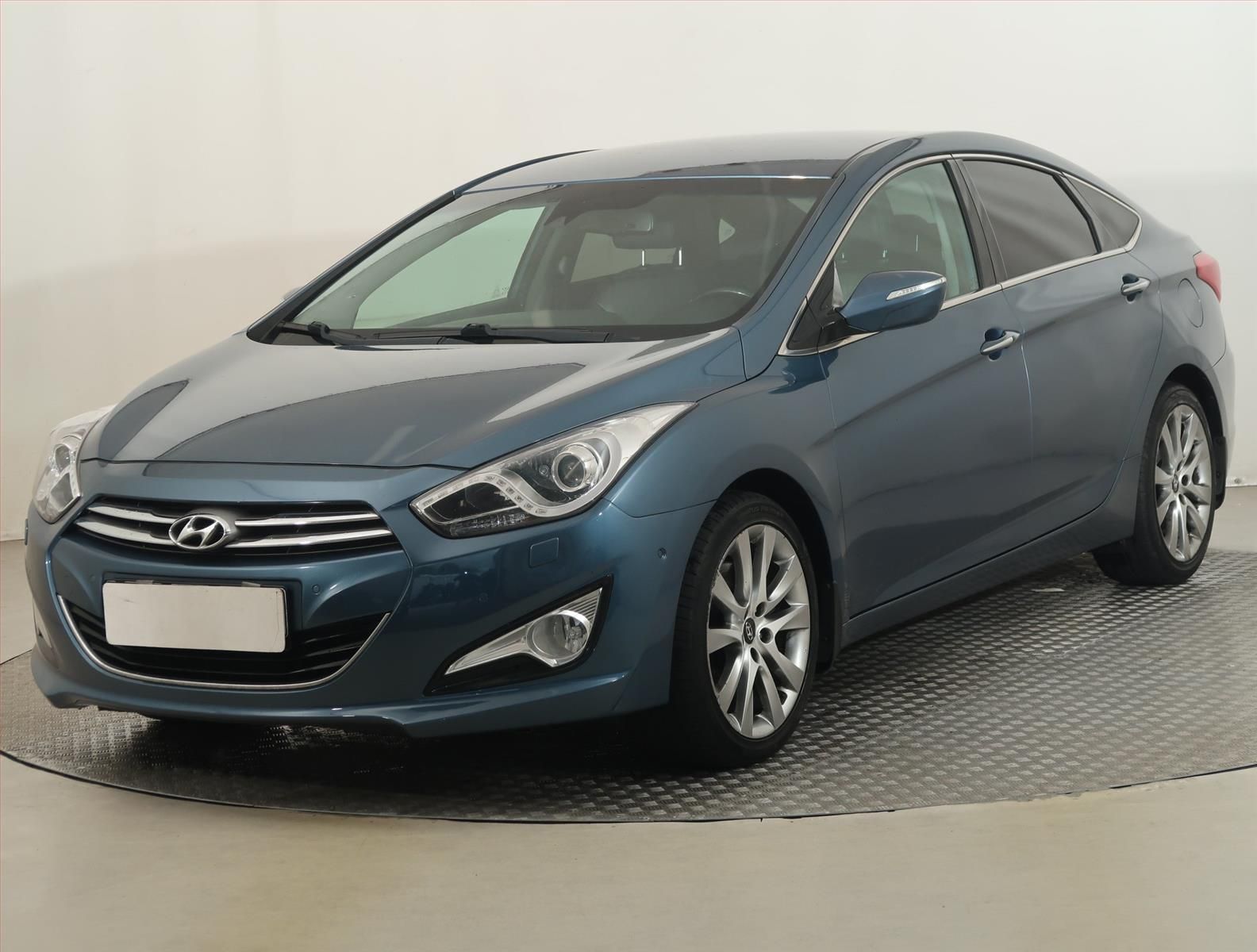 Hyundai i40, 1.7 CRDi, Serv.kniha, Navi - fotka 2