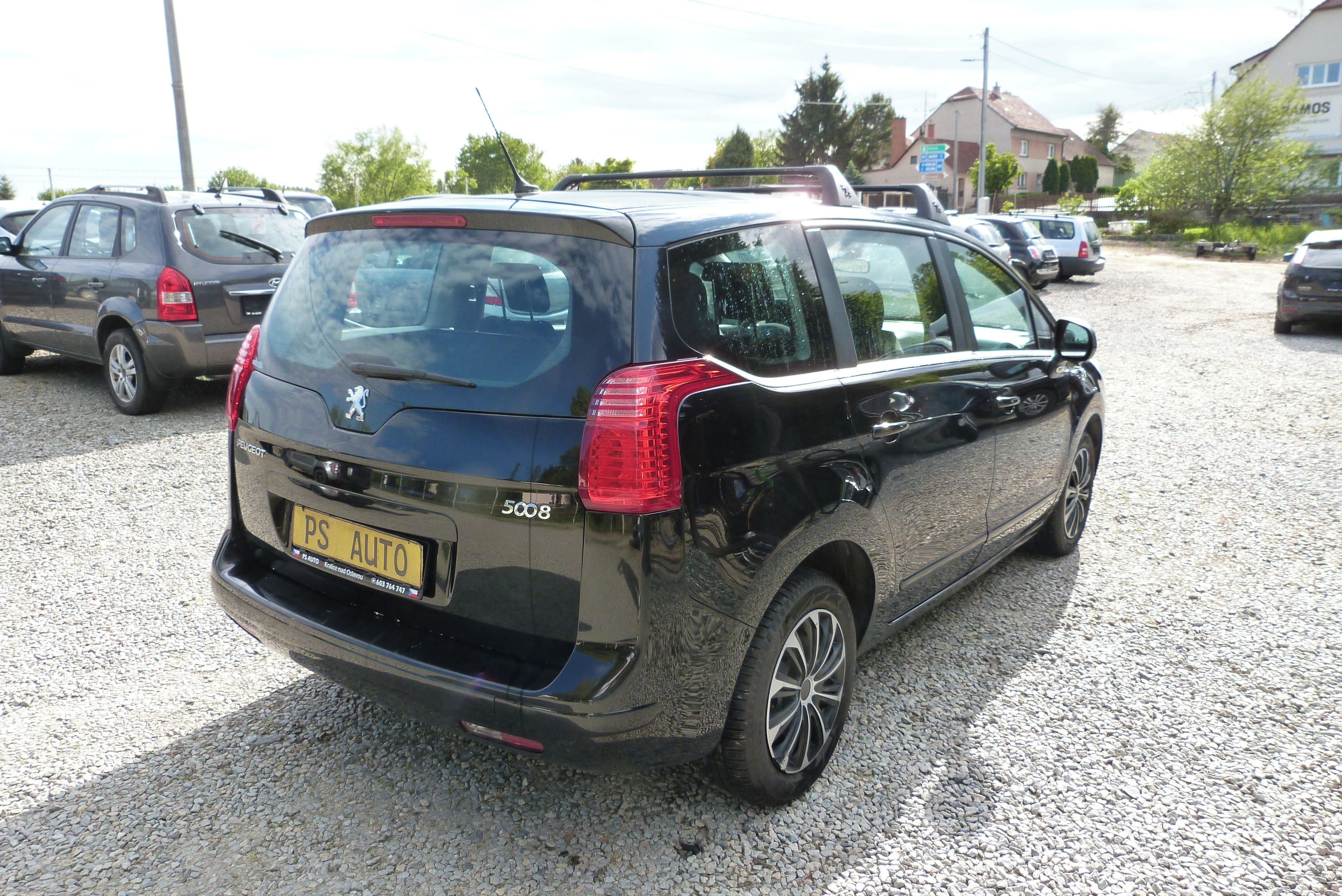Peugeot 5008, 1.6 VTi Premium - fotka 5