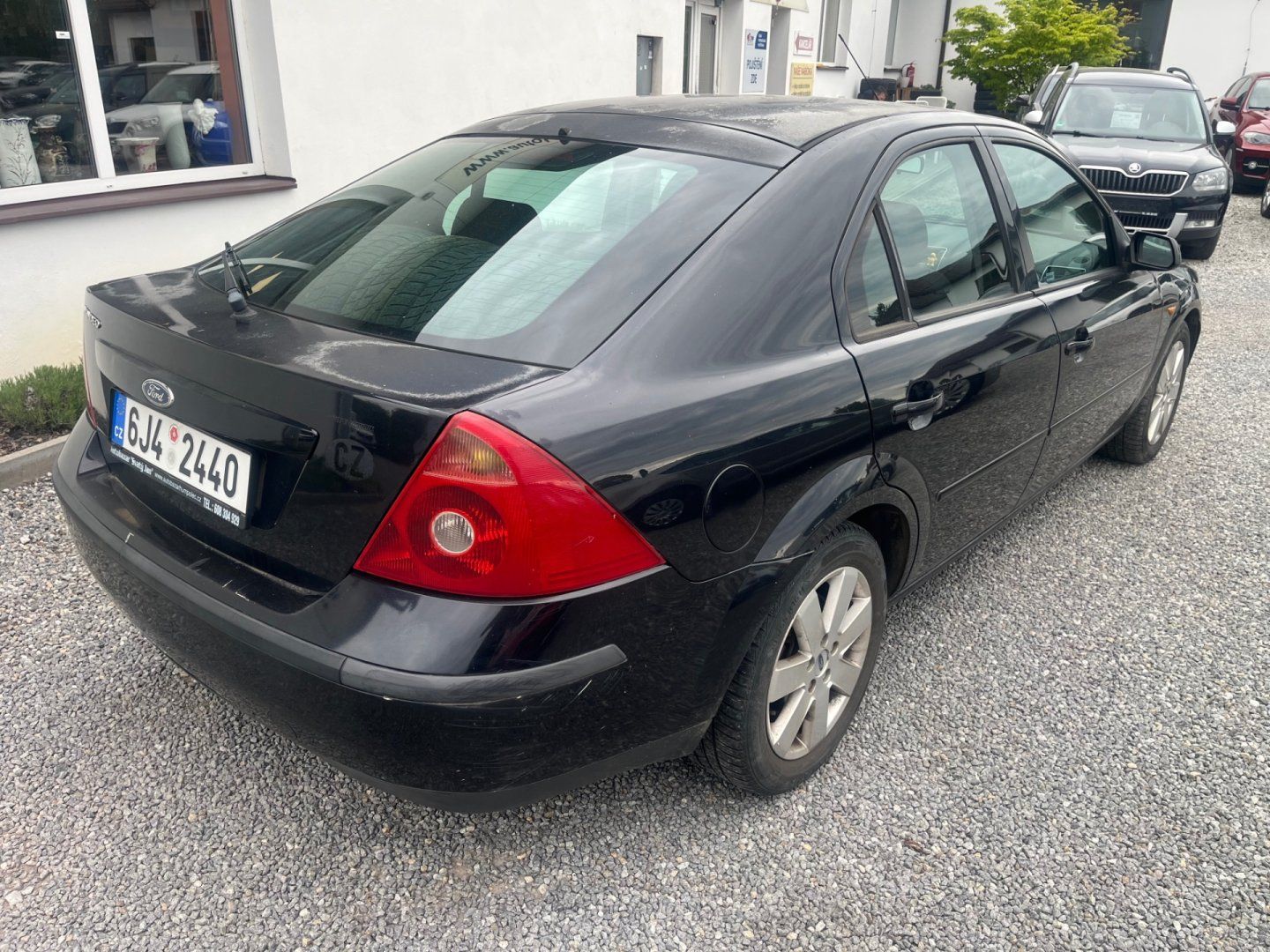 Ford Mondeo, 2.0 i Nová STK - fotka 2