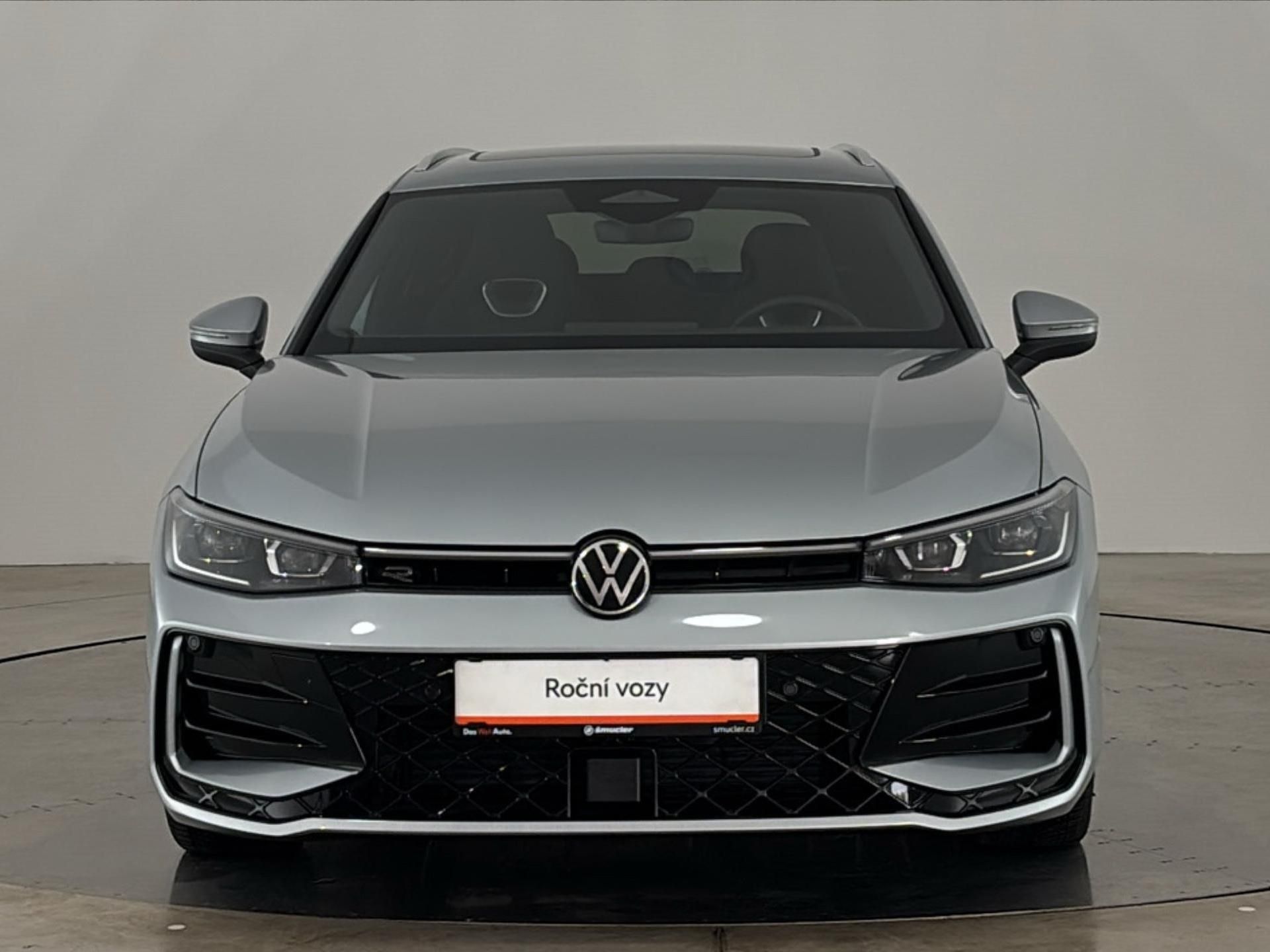 Volkswagen Passat, 2.0 TDI DSG / 110 kW R-Line Pe - fotka 4