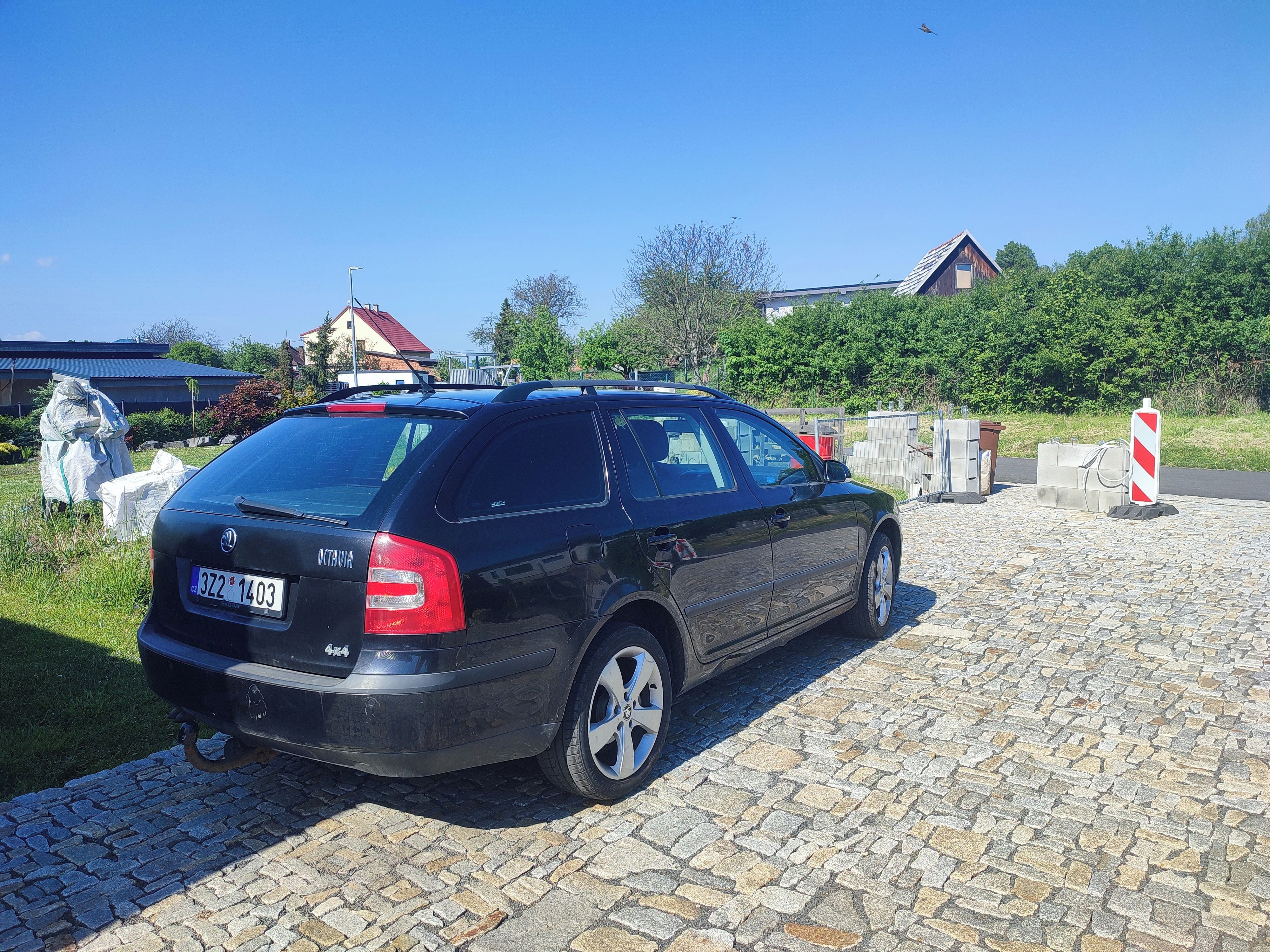 Škoda Octavia, 2.0 TDI 103 KW Combi 4x4 Tažné - fotka 4