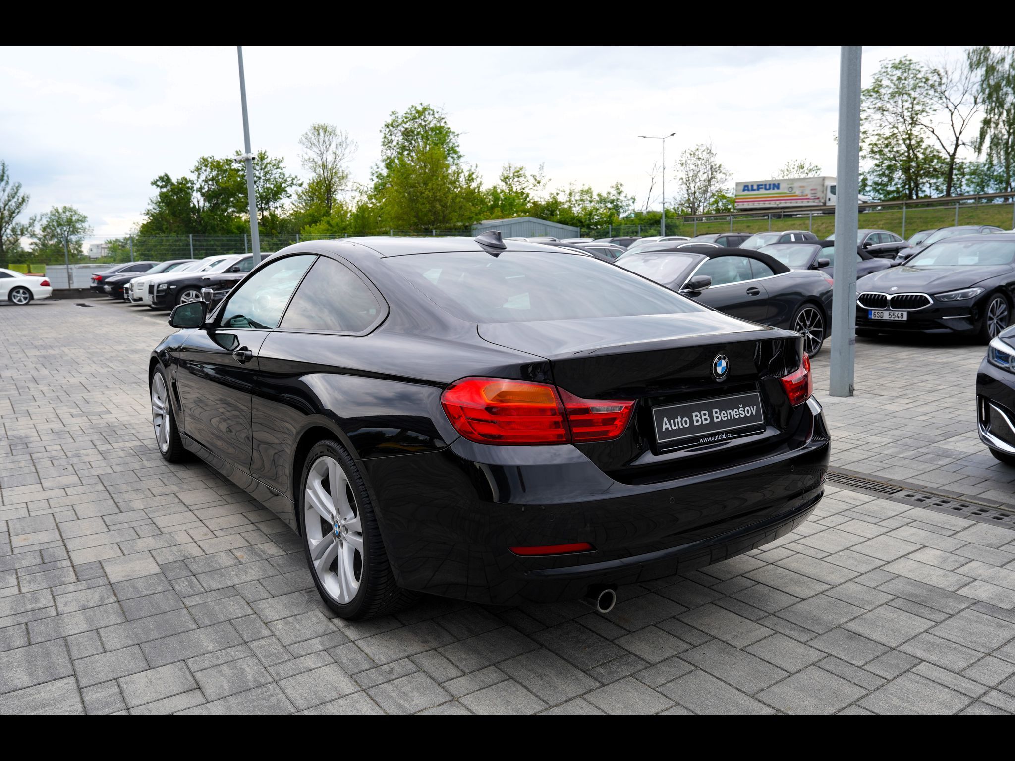 BMW Řada 4, 420d Coupé Sport Line/185PS/ČR - fotka 4