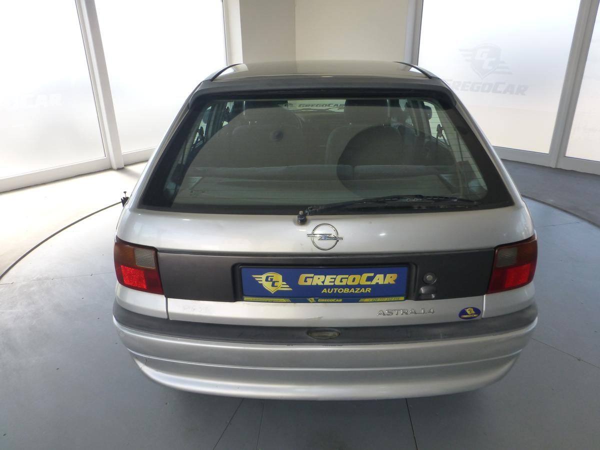 Opel Astra, 1,4I**KLIMATIZACE**NOVÁ SPOJKA - fotka 6