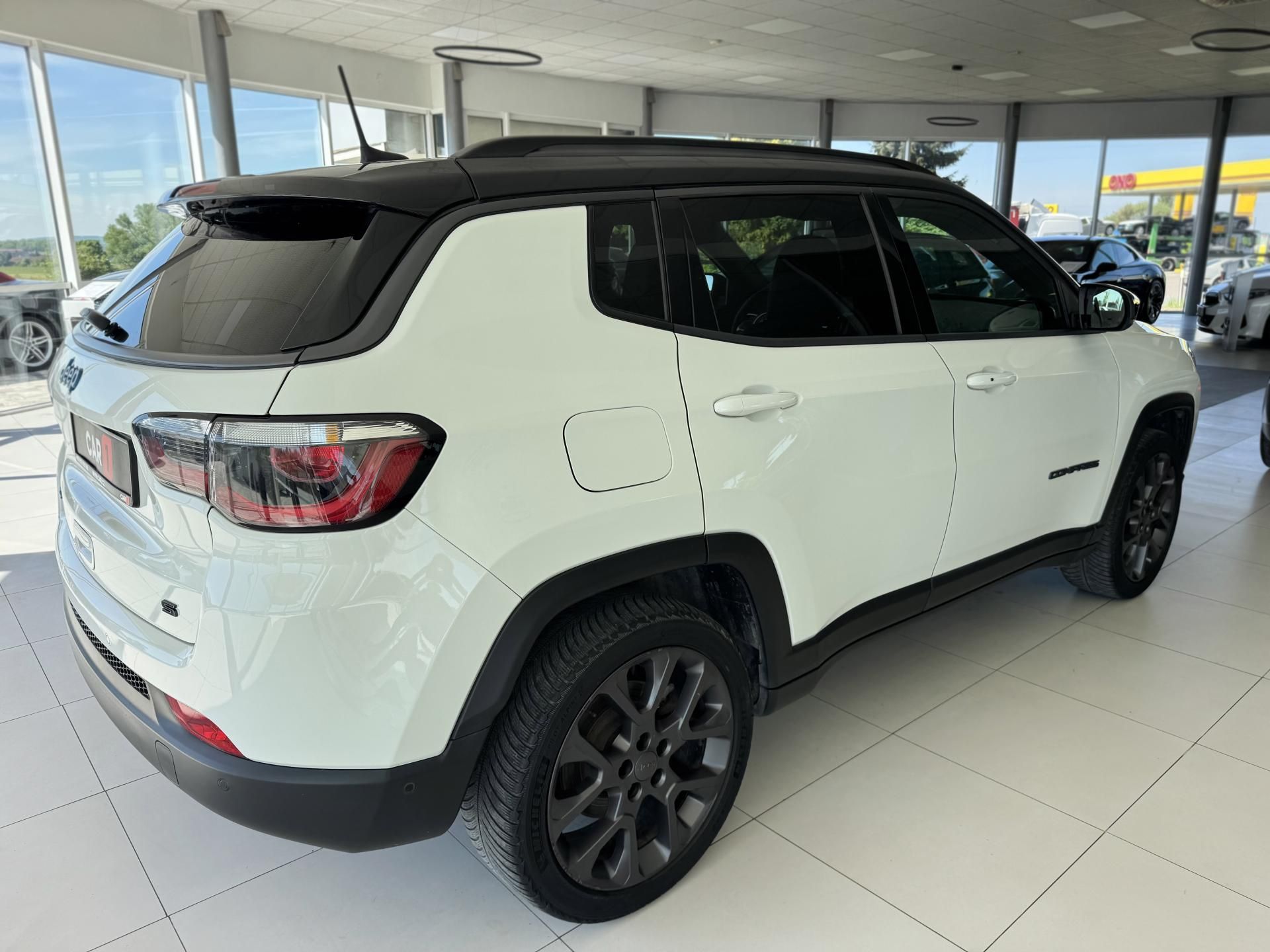 Jeep Compass, S 4xe 1,3T 177kW*AWD*KeyLess - fotka 5