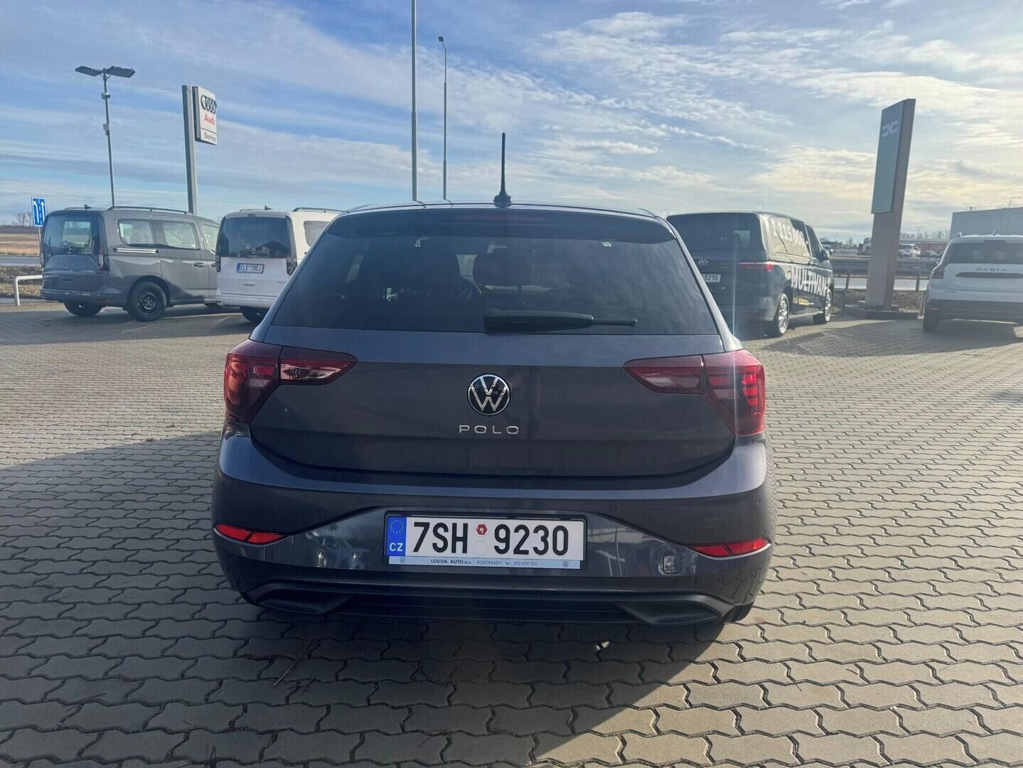 Volkswagen Polo, People 1,0 TSI 5G 70 kW - fotka 6