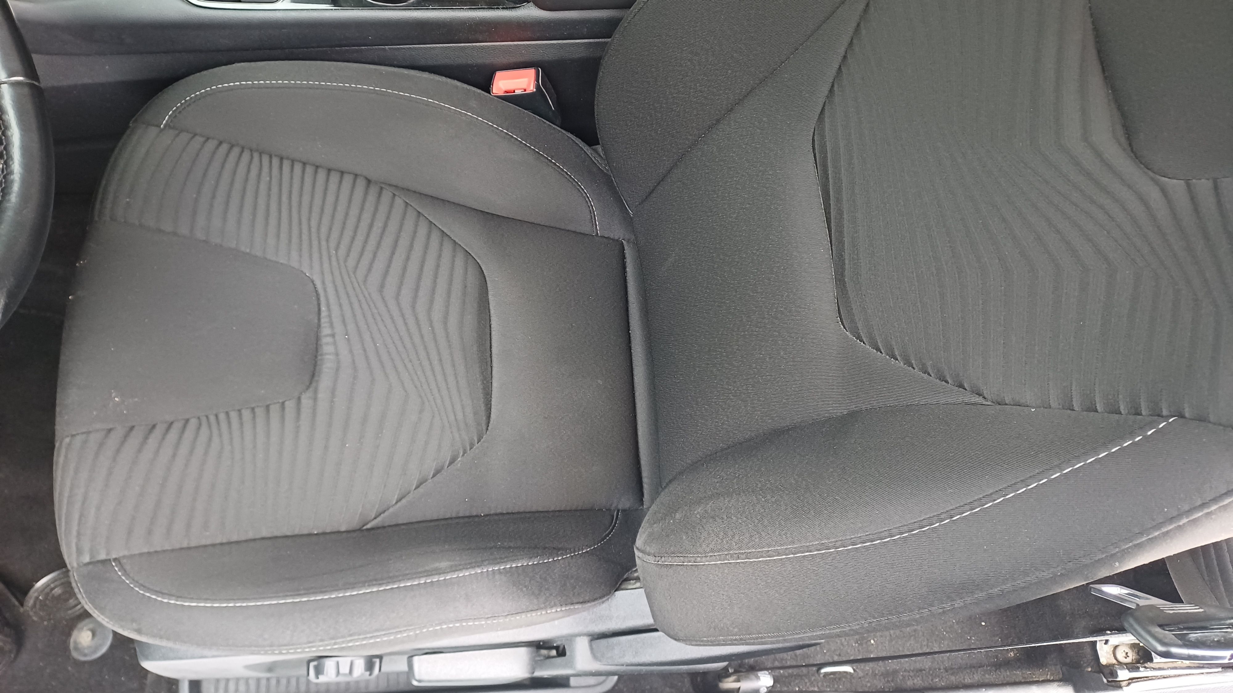Ford S-MAX, 2.0 TDI, MatrixLED, servis, TZ - fotka 5