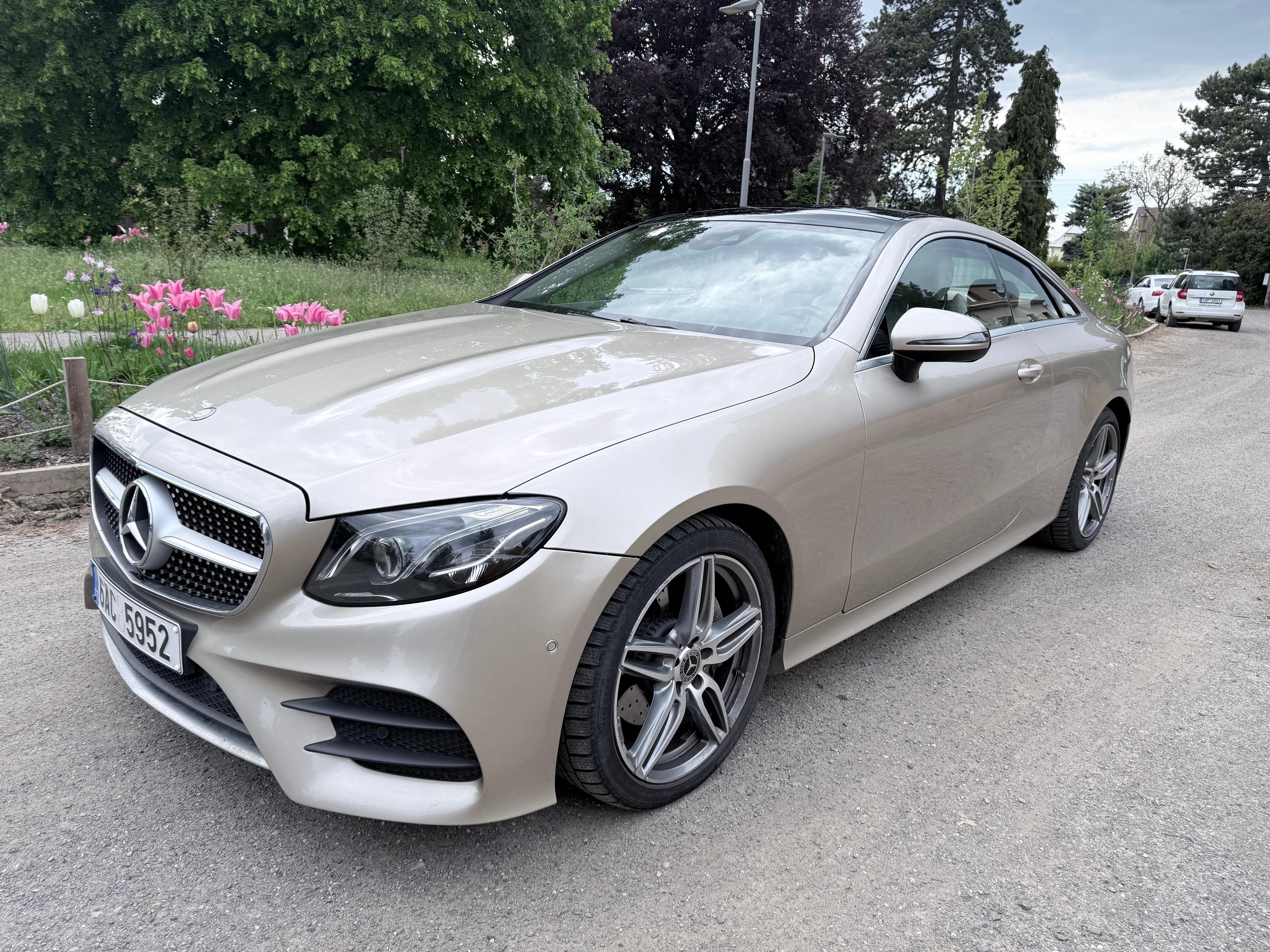 Mercedes-Benz Třídy E, Top výbava,AMG paket,Airmatic