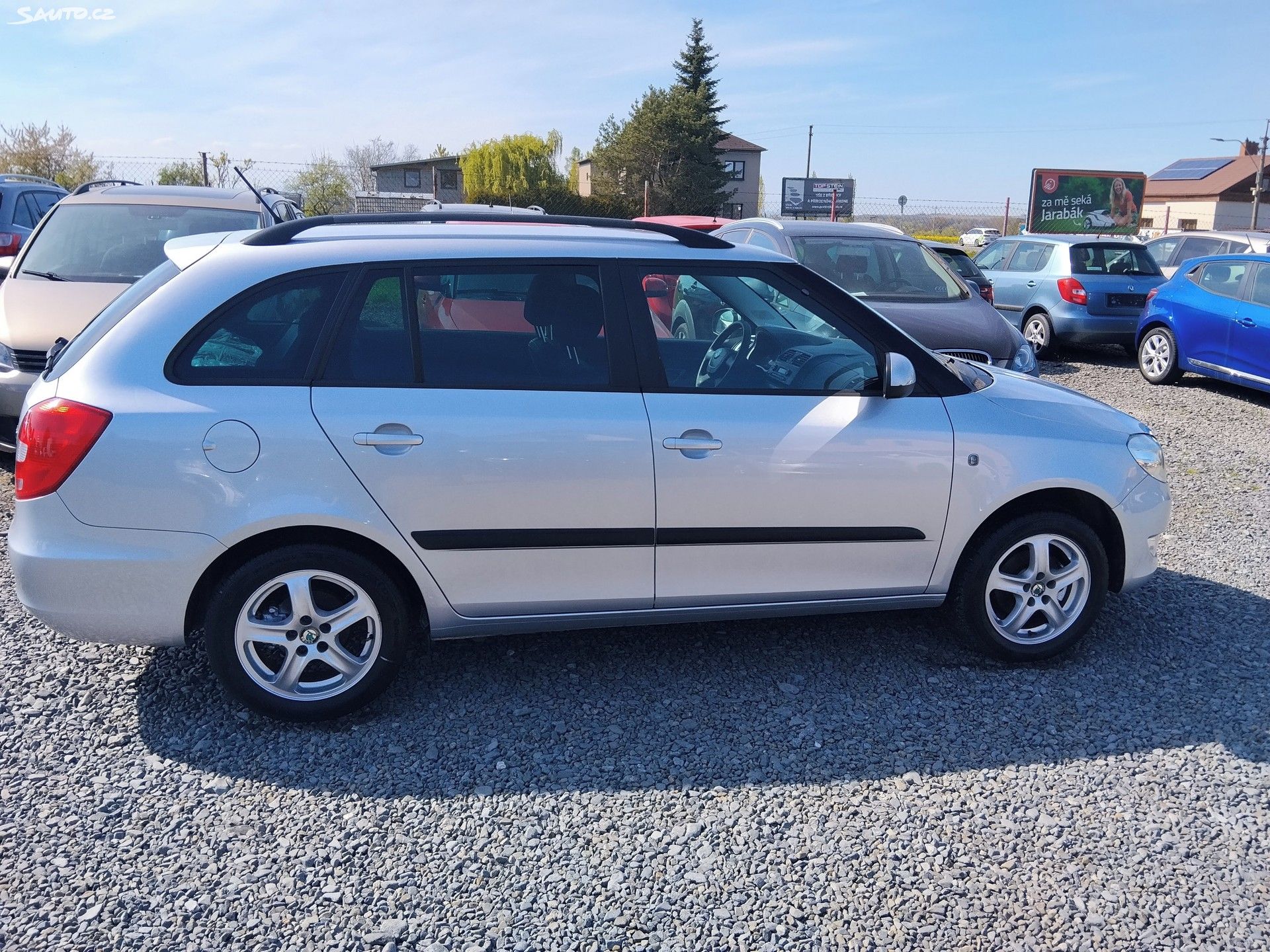 Škoda Fabia, 1.2 TSI Výhřev. sed., Tempomat - fotka 3