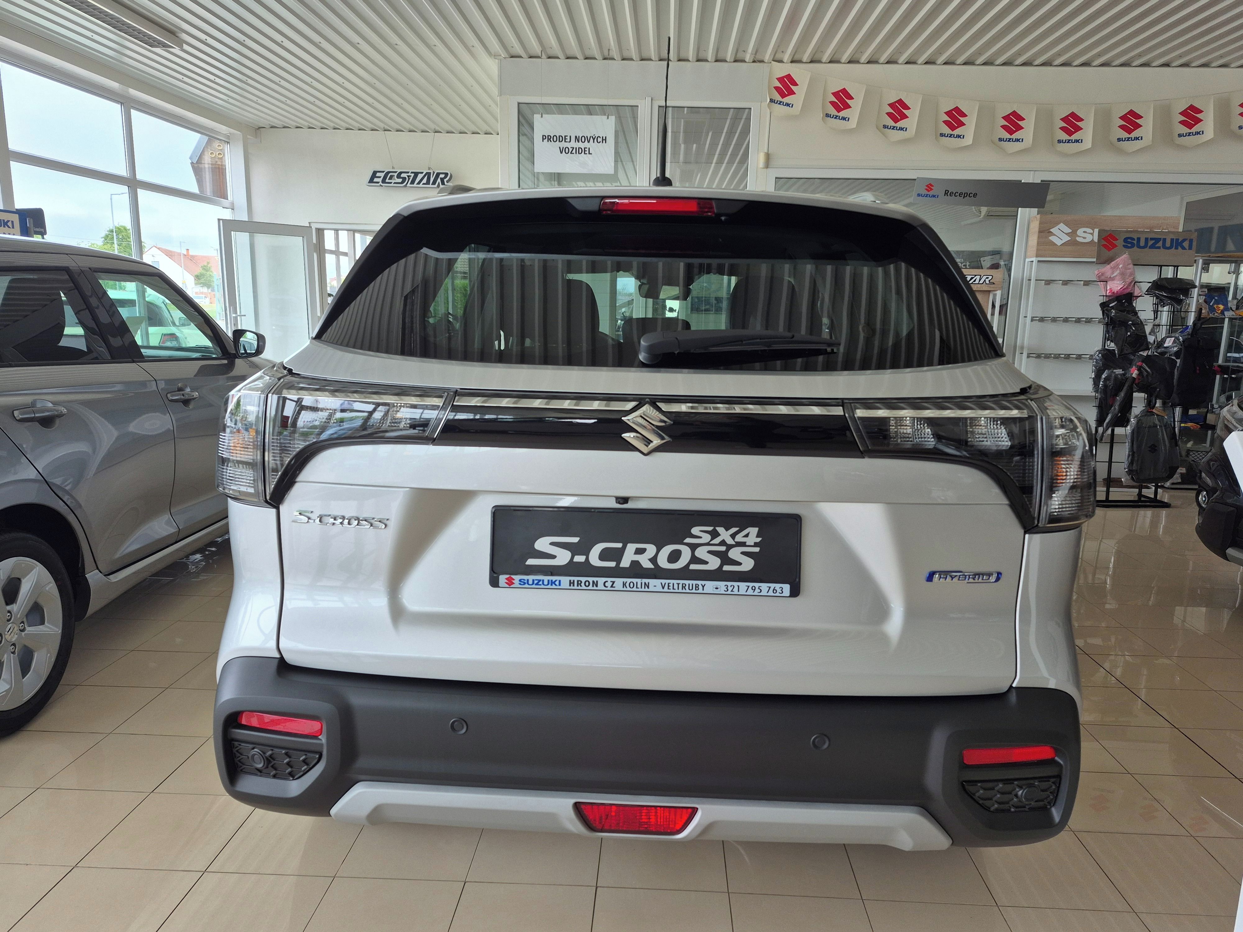 Suzuki S-Cross, 1,4 Elegance 4x4 AllGrip - fotka 6