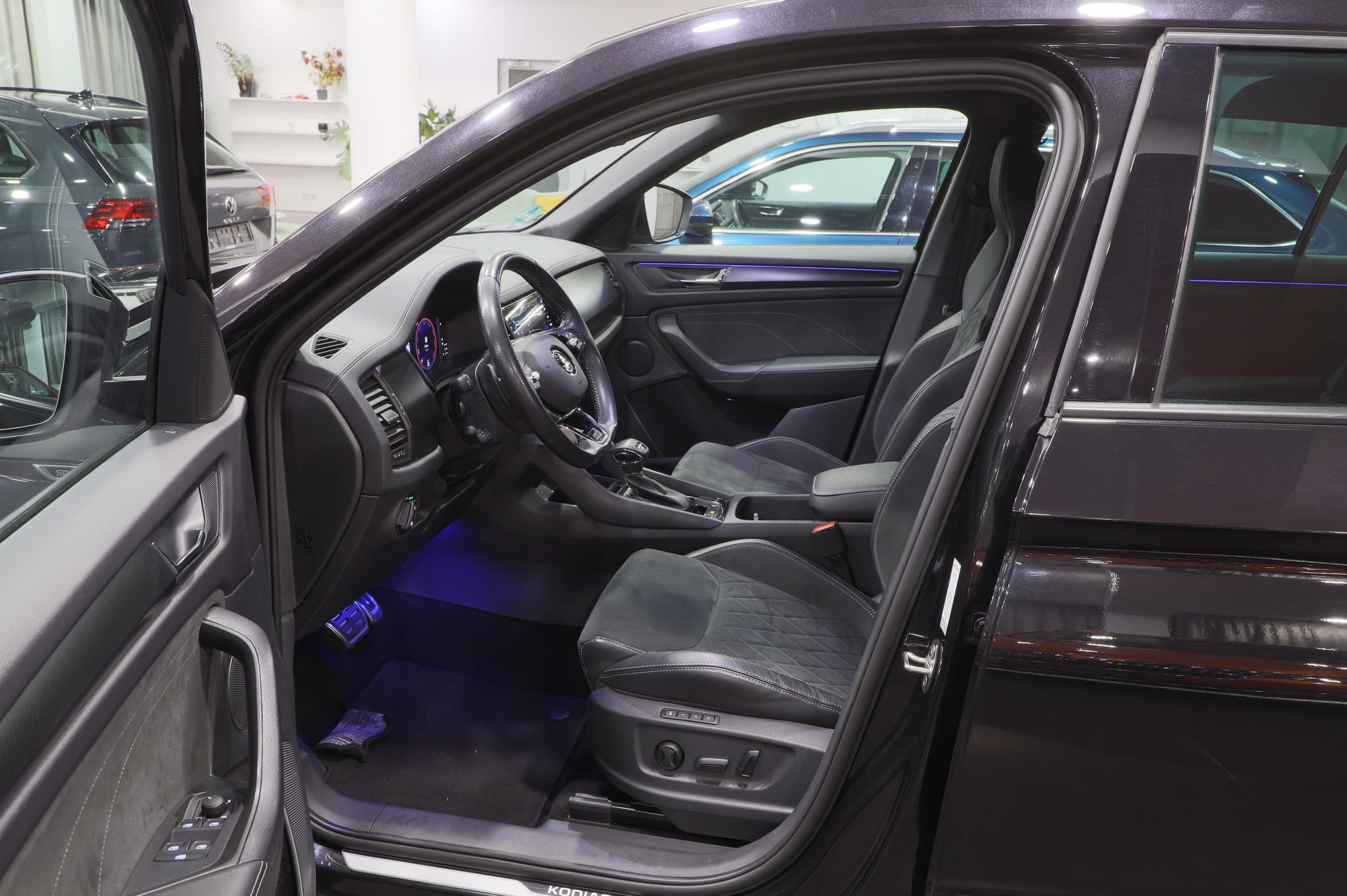 Škoda Kodiaq, TDI 110kW DSG Sportline / ALU - fotka 5
